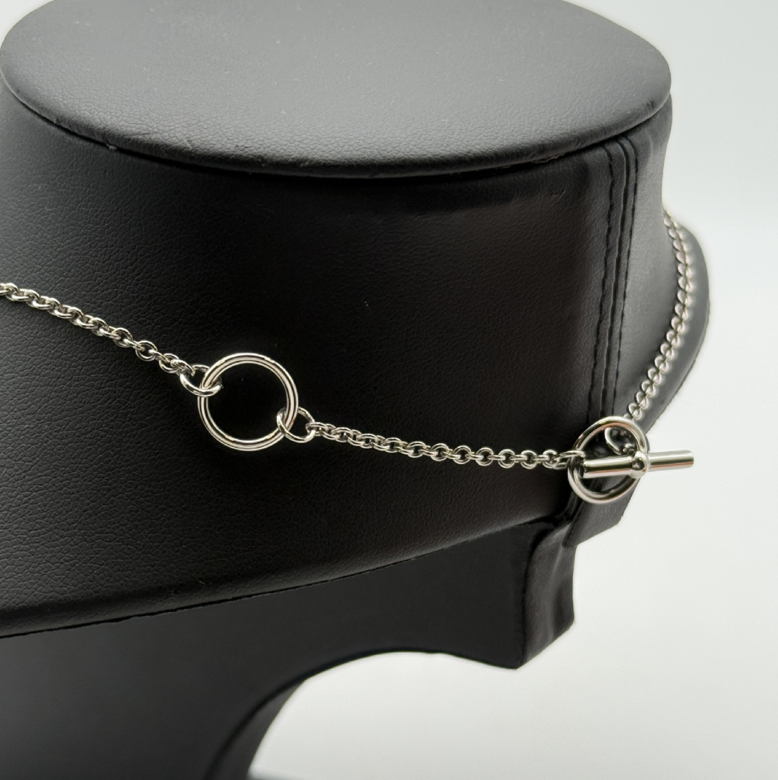 Maillon H Necklace — view 5