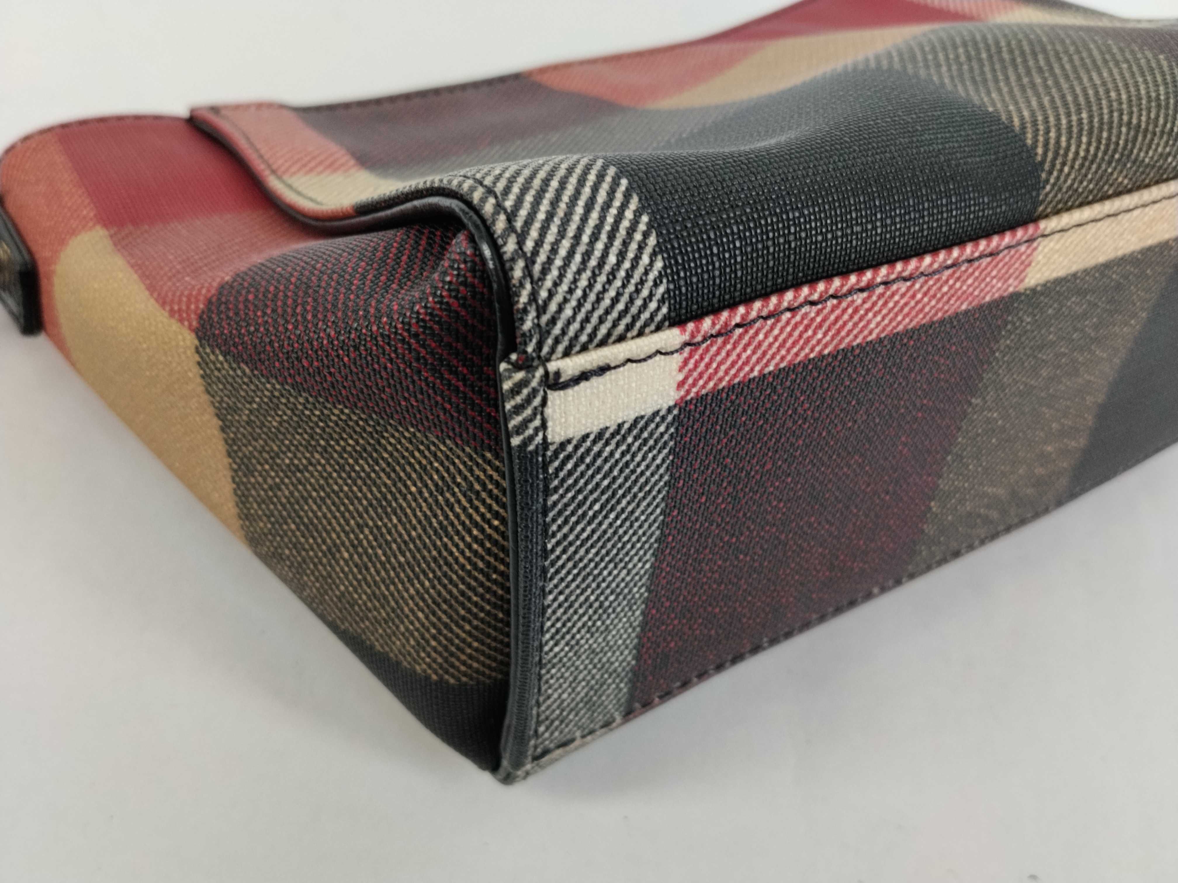 Blue Label Leather Multicolor Shoulder Bag — view 6