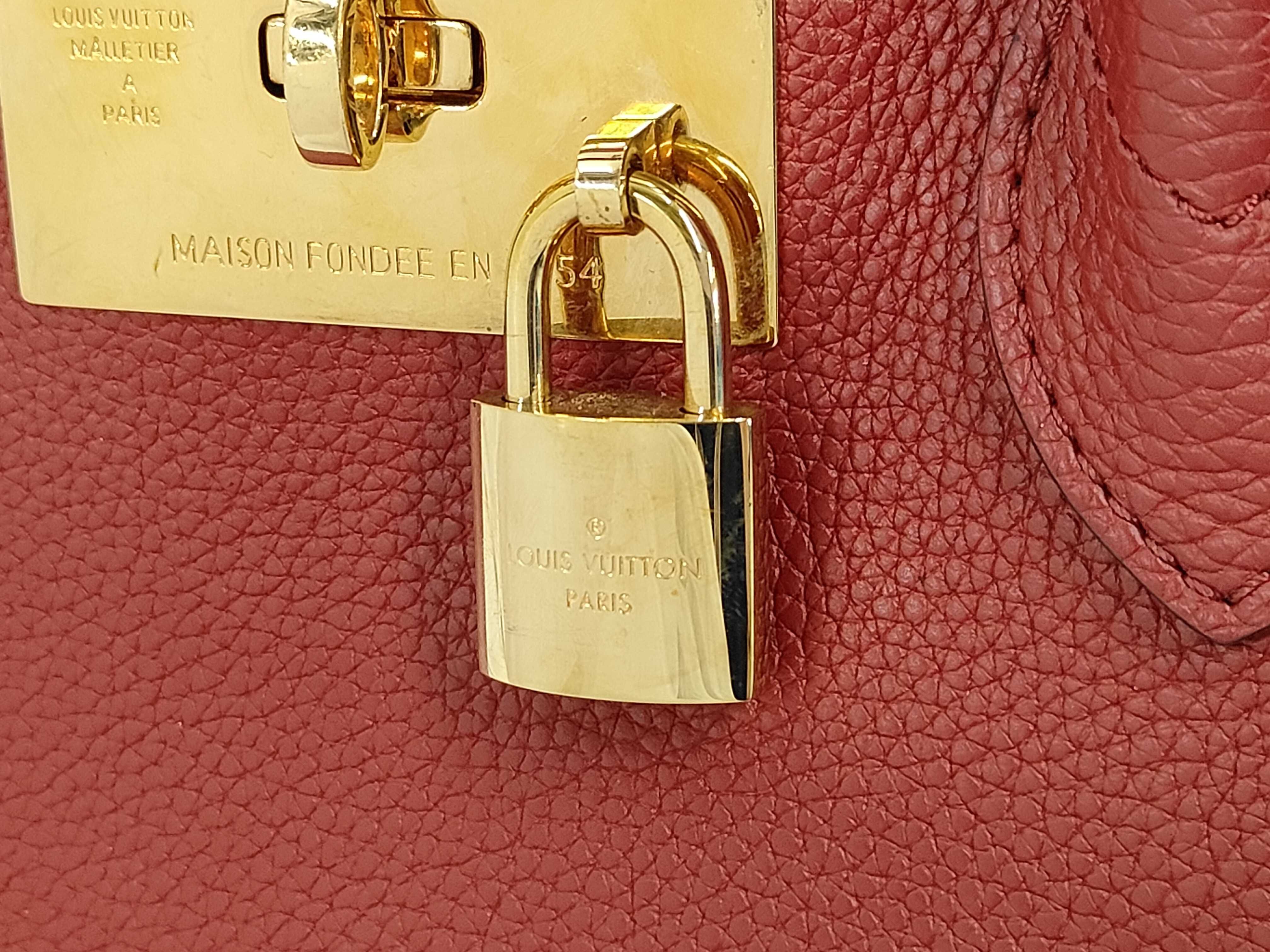Mira PM Shoulder Bag — view 8