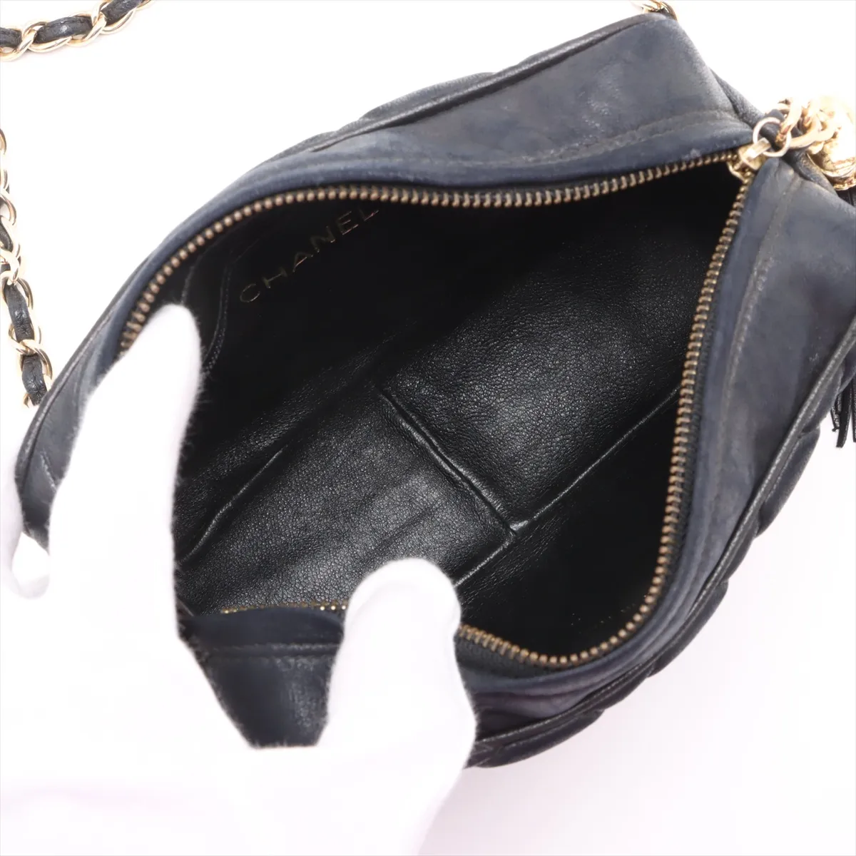Matelasse Lambskin Chain Shoulder Bag Fringe Black Gold Hardware — view 6