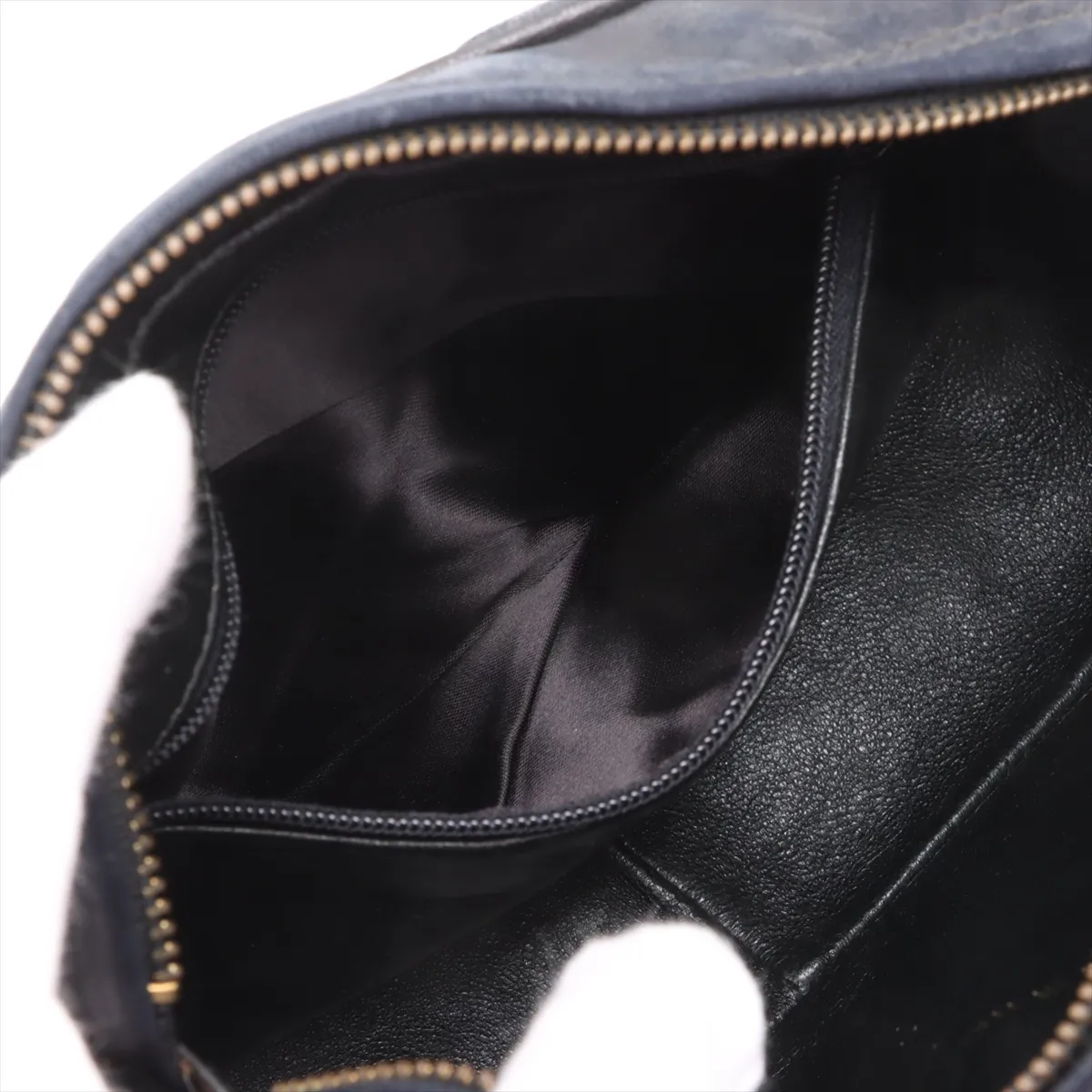 Matelasse Lambskin Chain Shoulder Bag Fringe Black Gold Hardware — view 7