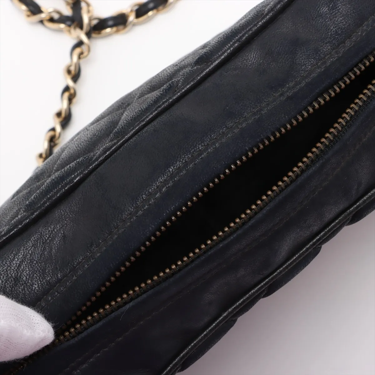 Matelasse Lambskin Chain Shoulder Bag Fringe Black Gold Hardware — view 9
