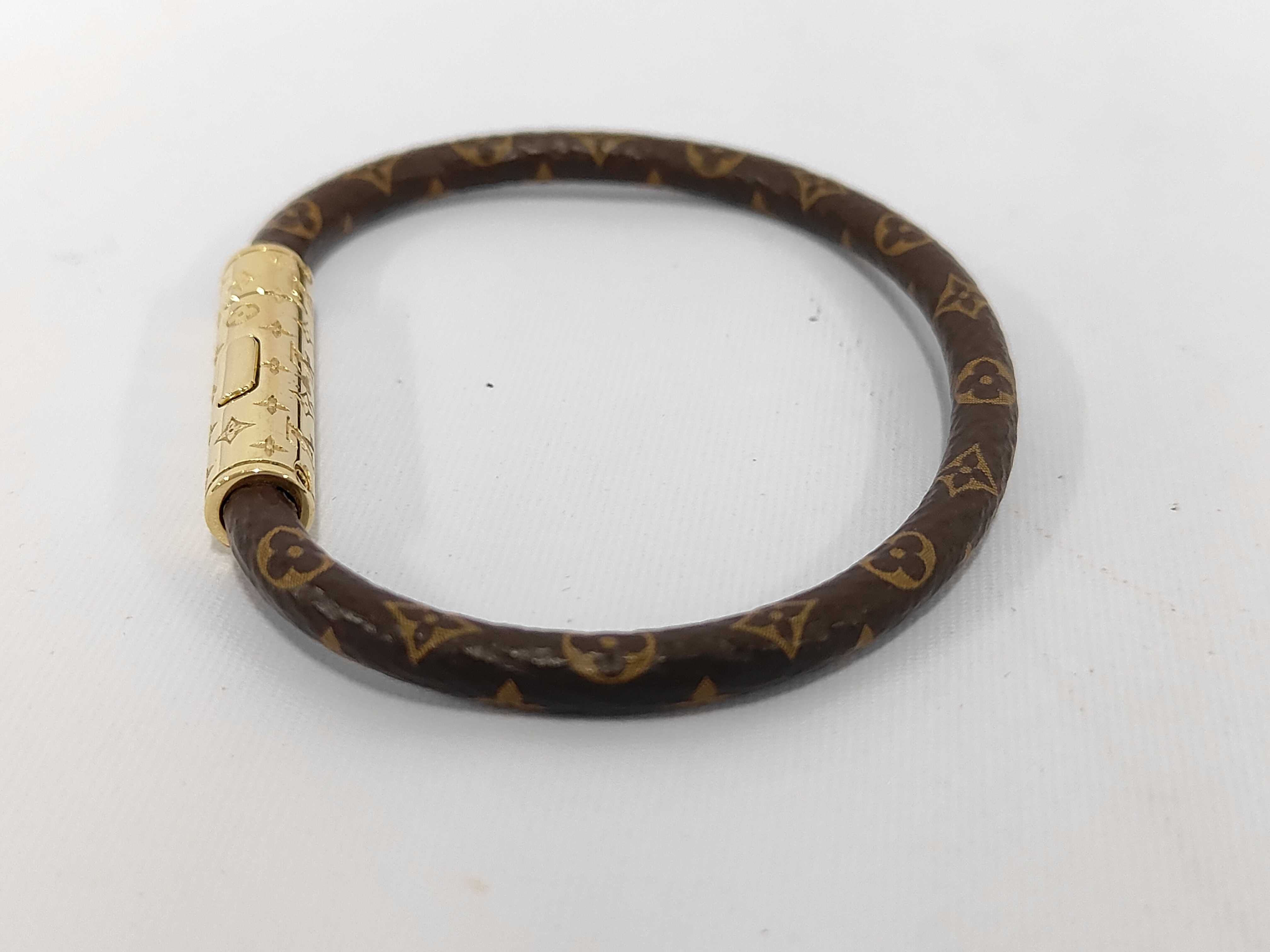 Monogram Bracelet LV Confidential M6334 Bracelet/Bangle — view 3