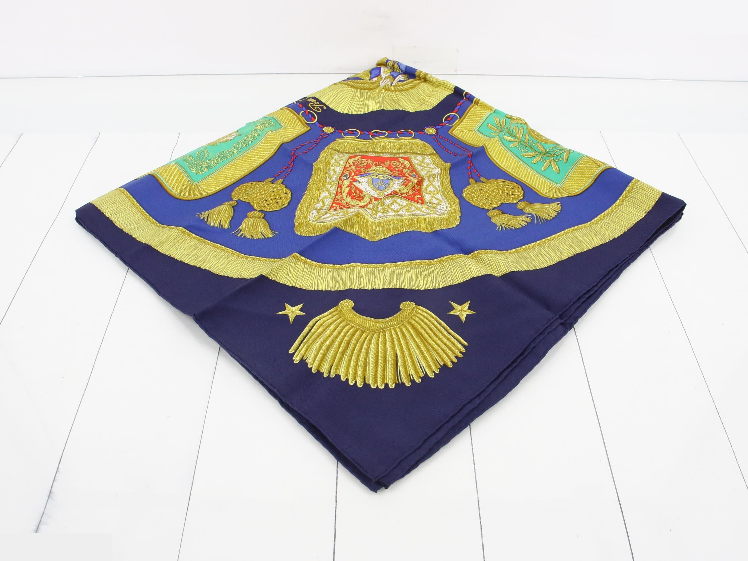 Carre 90 Navy — view 2