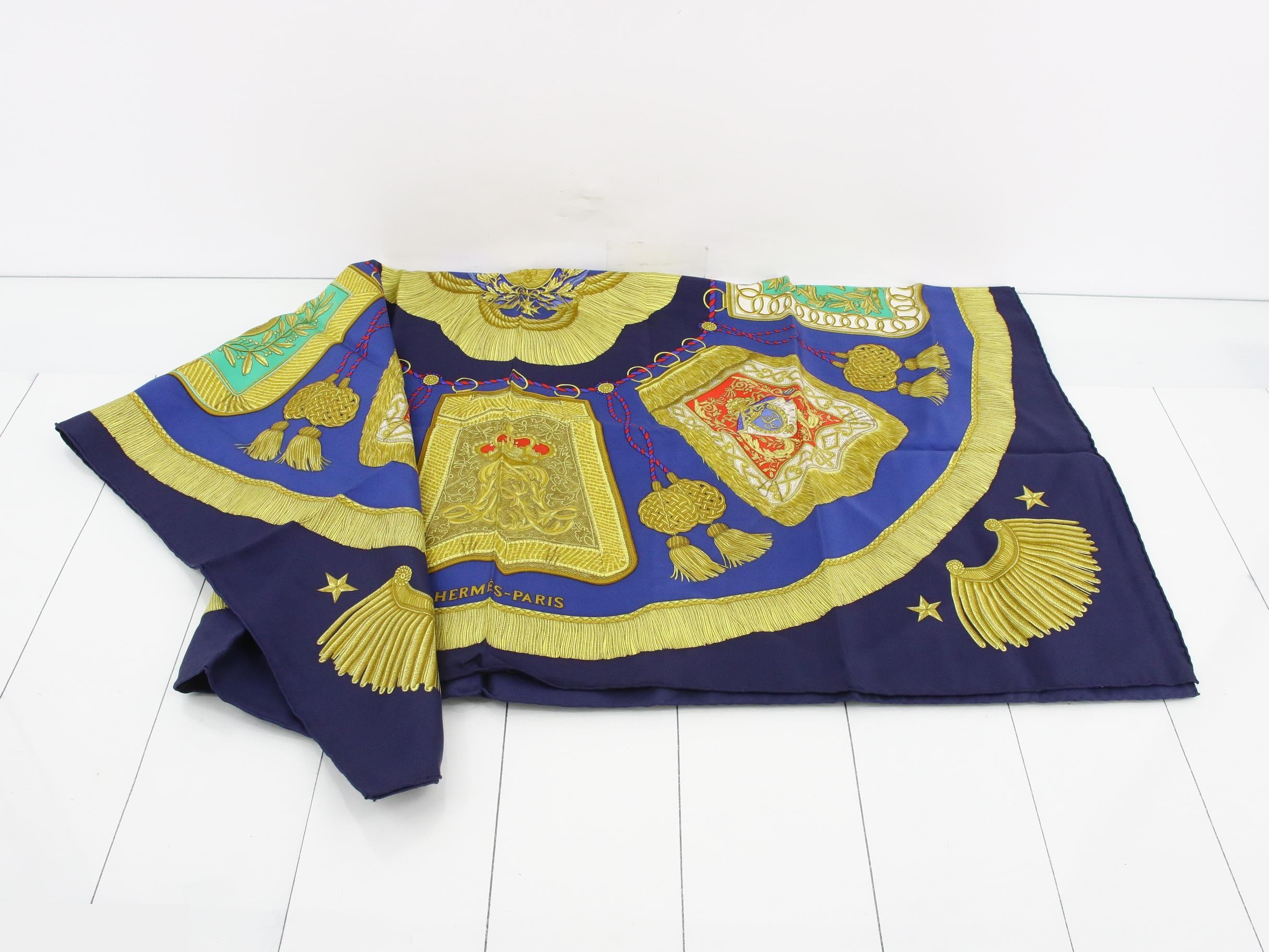 Carre 90 Navy — view 3