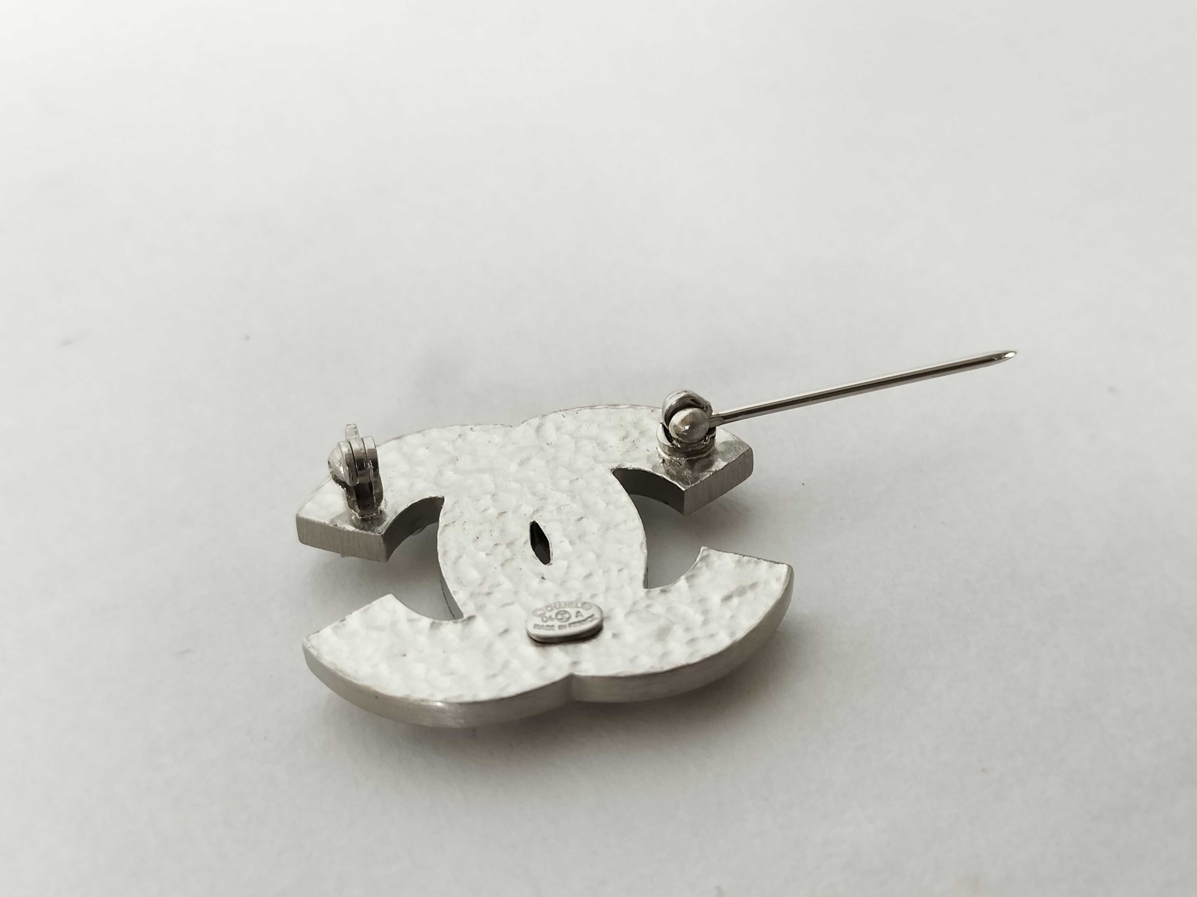 Coco Mark Heart Stone Brooch 04A Brooch — view 4