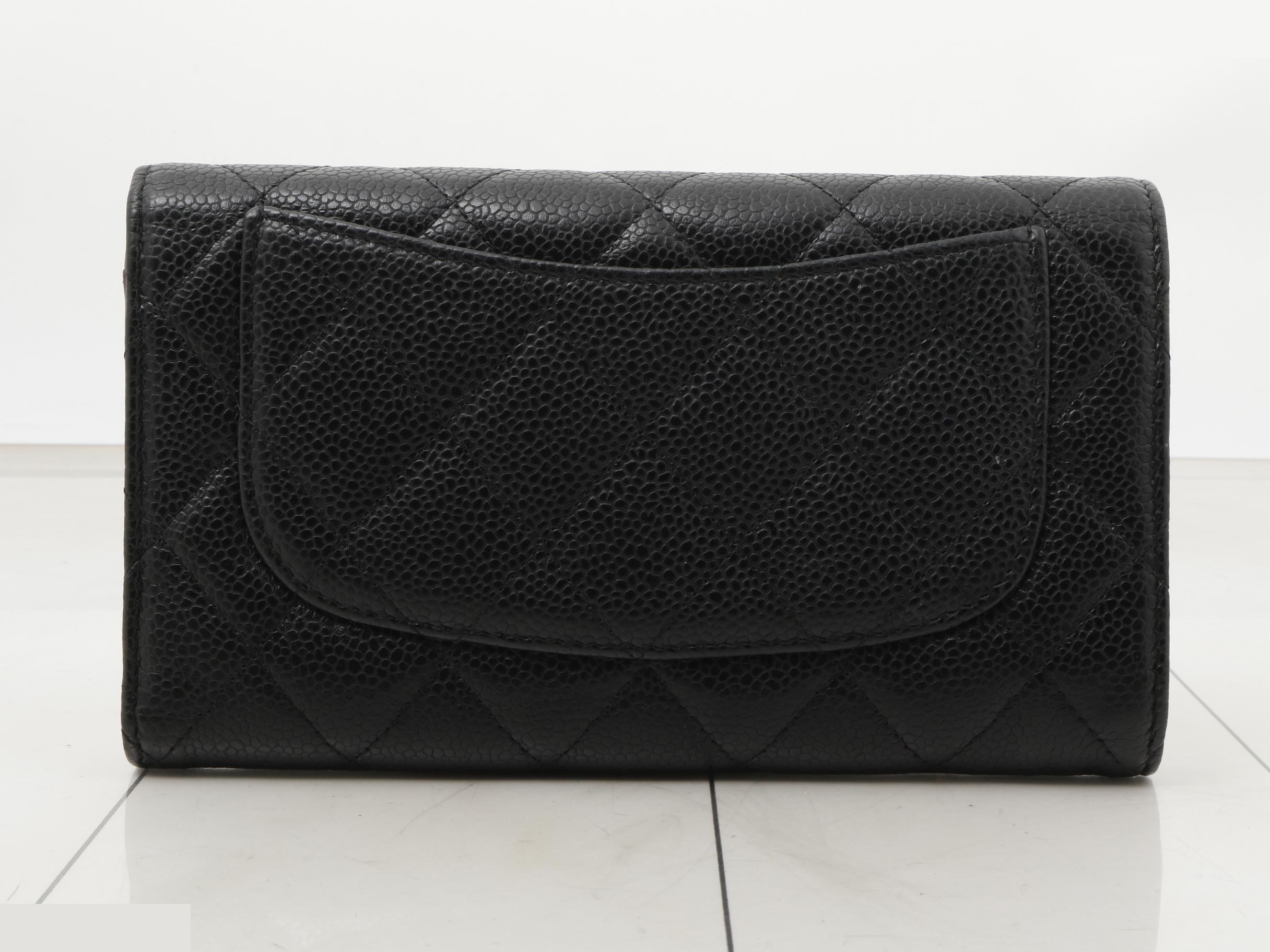 Matelassé Caviar Skin Coco Mark Tri-fold Long Wallet — view 2