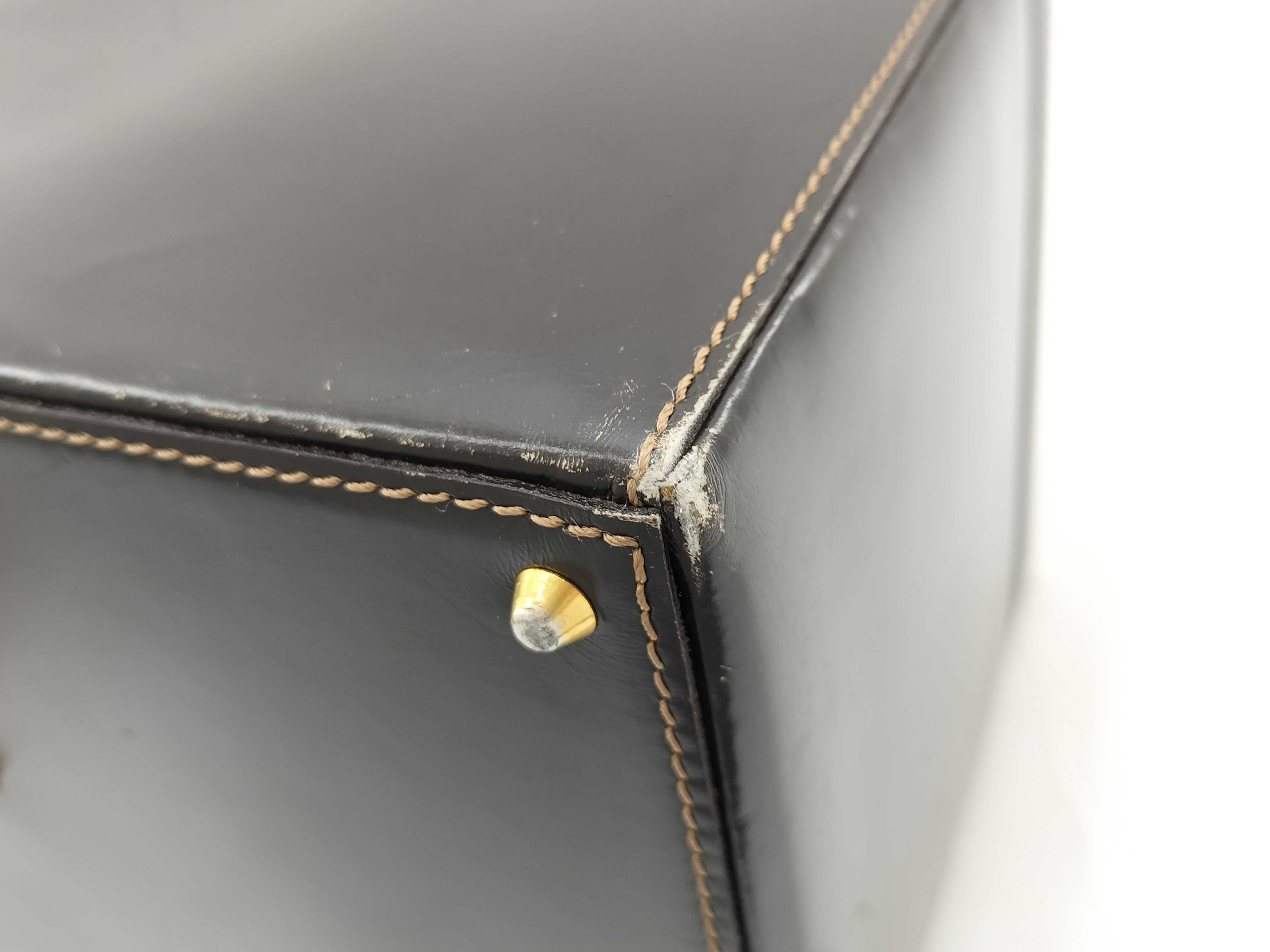 leather vanity bag — view 9