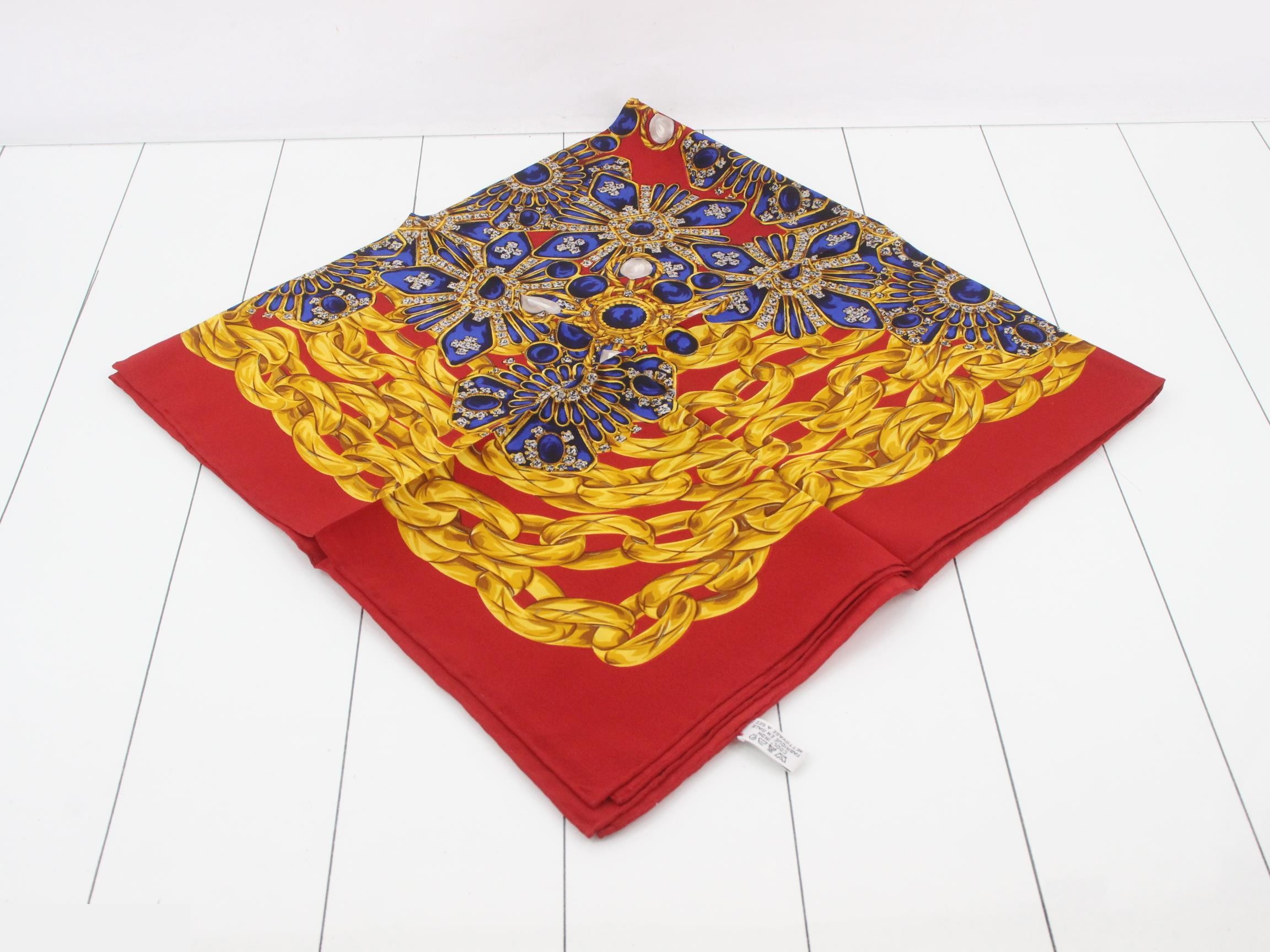 Scarf with tag — view 2