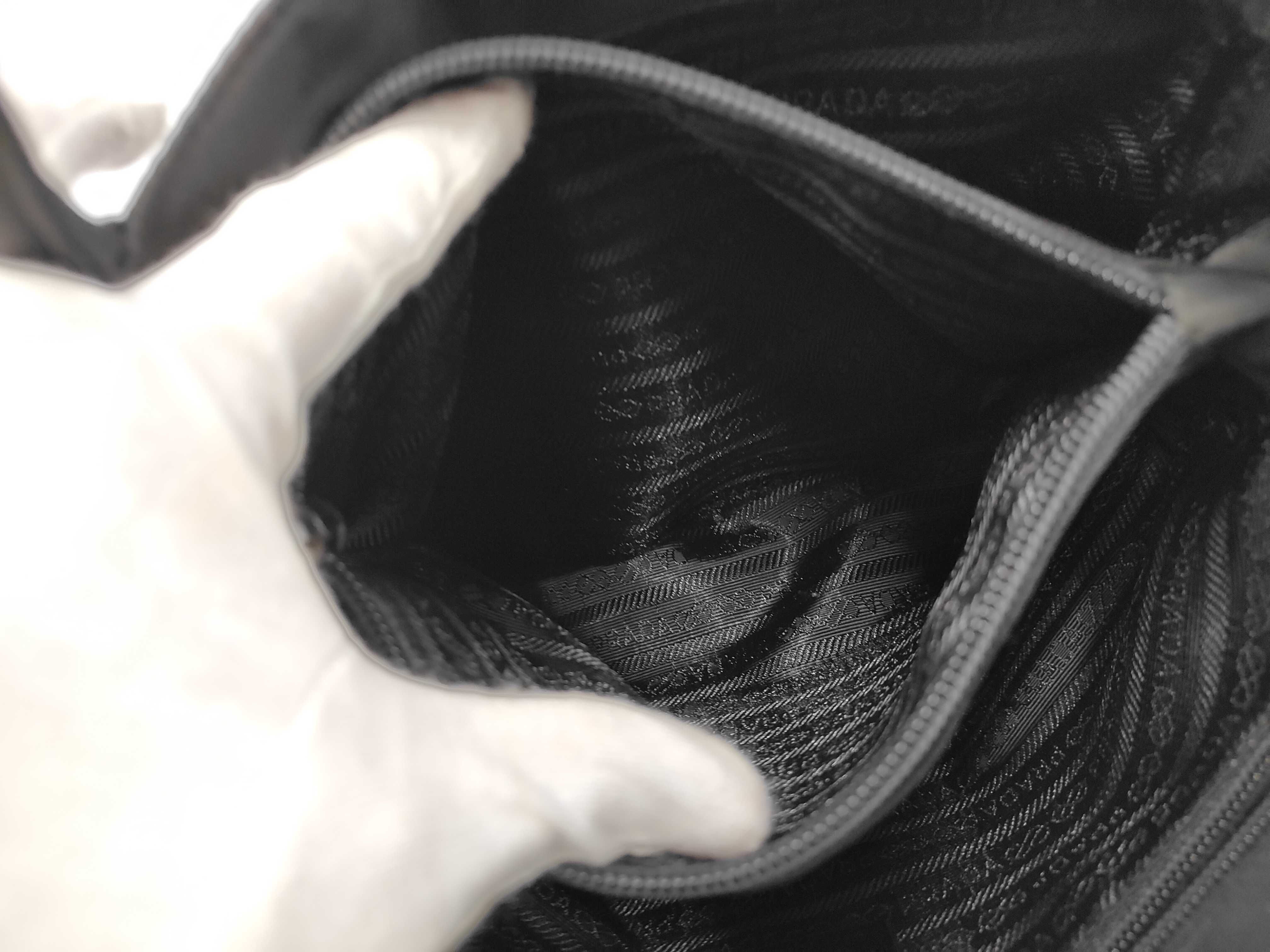 nylon tote bag, black tote bag — view 9