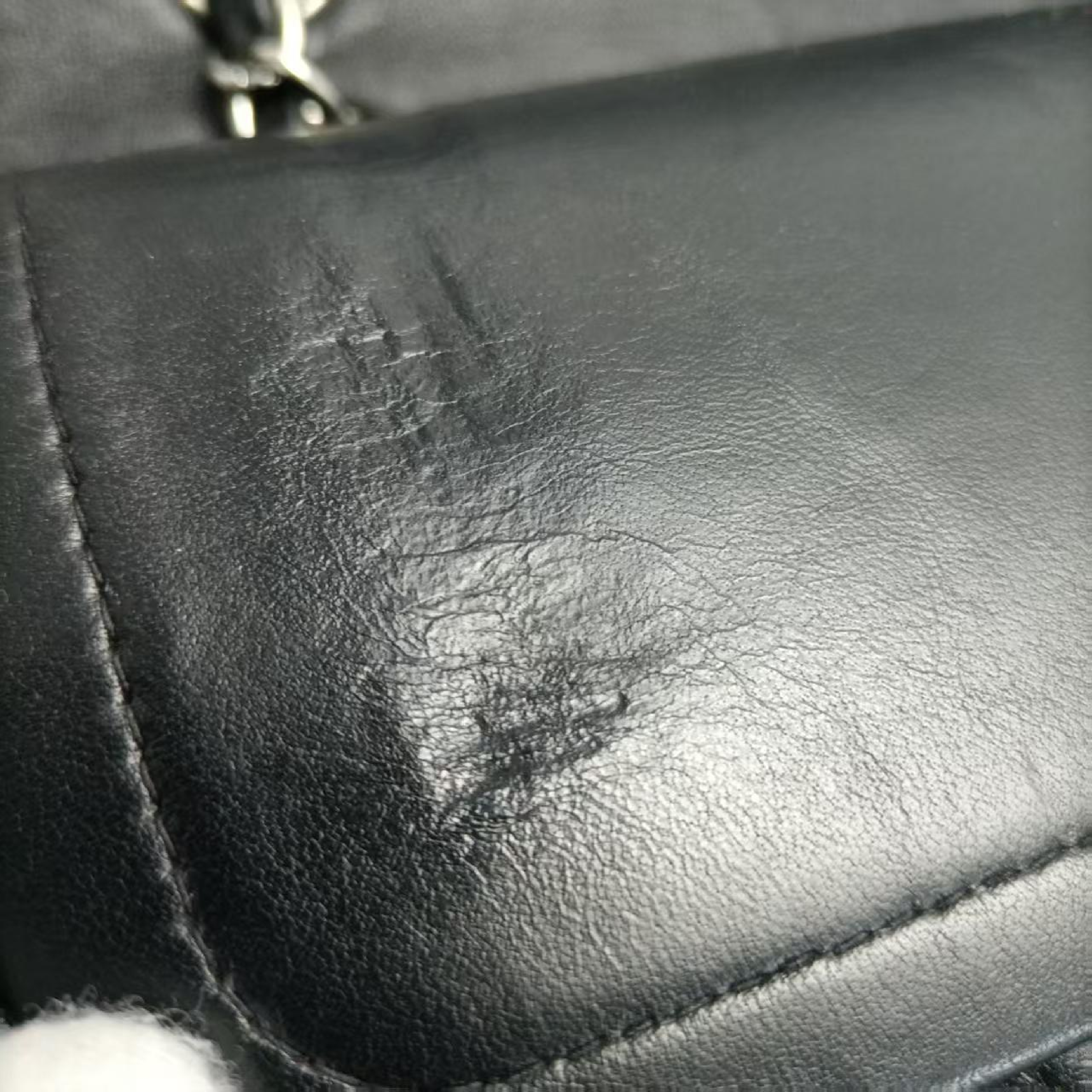Classic Flap Lambskin Chain Shoulder Bag Serial No. 10 Shoulder Bag — view 15
