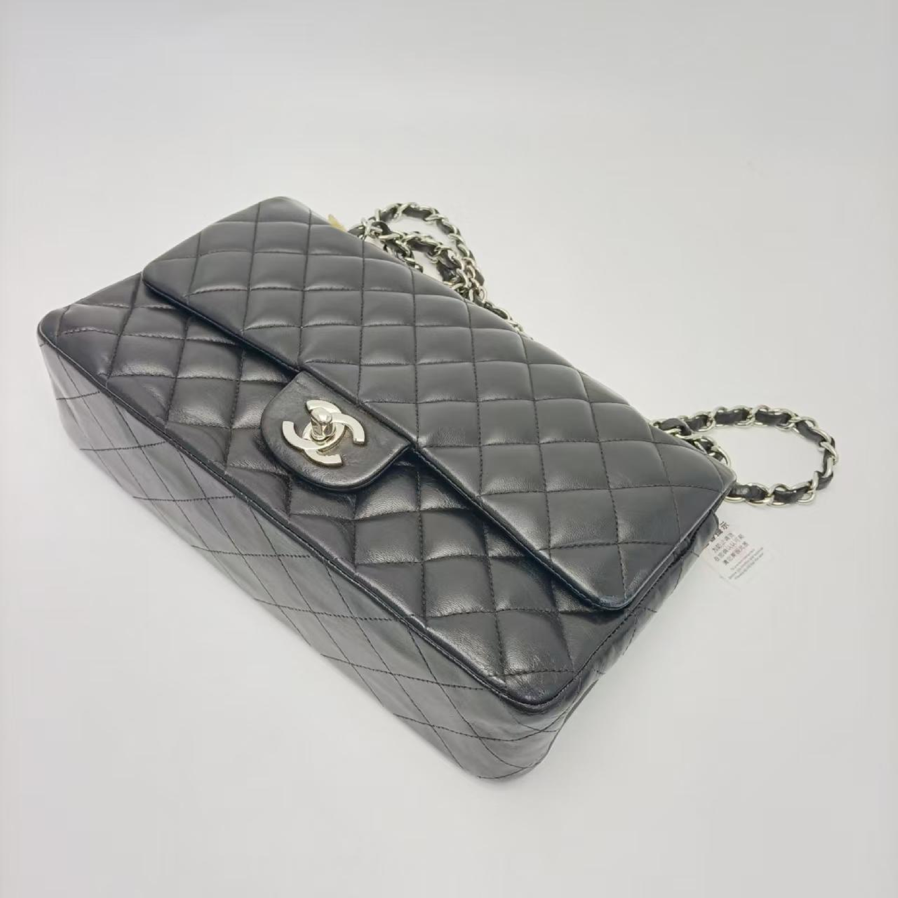 Classic Flap Lambskin Chain Shoulder Bag Serial No. 10 Shoulder Bag — view 5