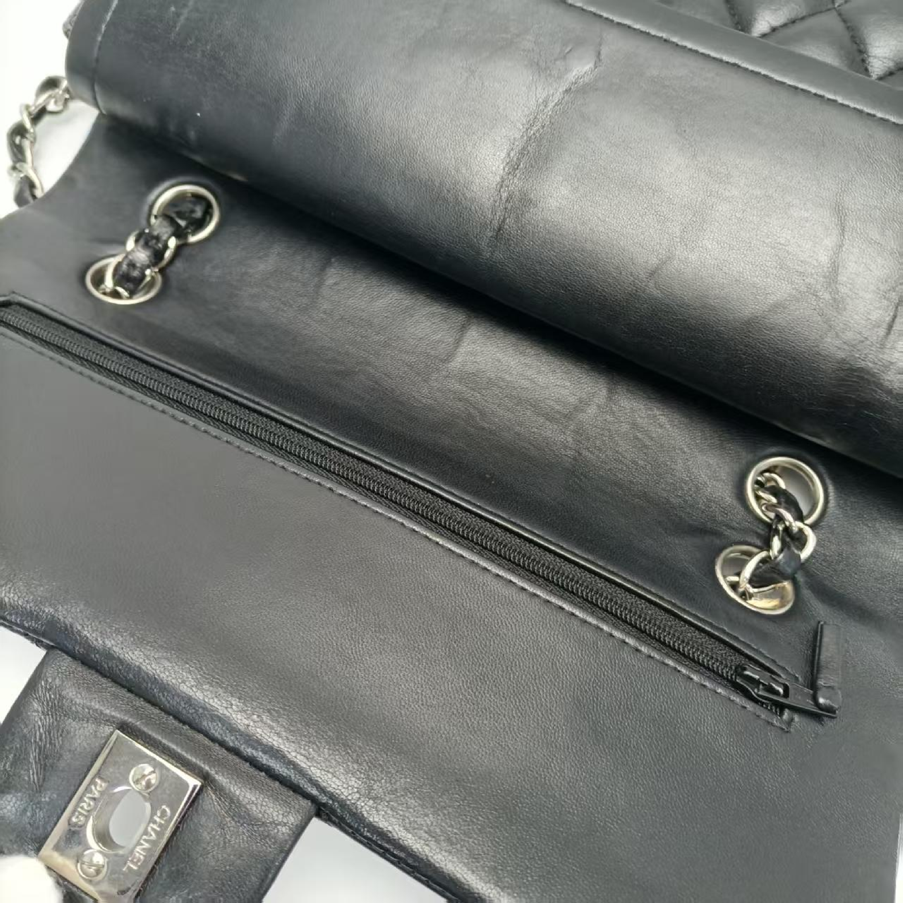 Classic Flap Lambskin Chain Shoulder Bag Serial No. 10 Shoulder Bag — view 9