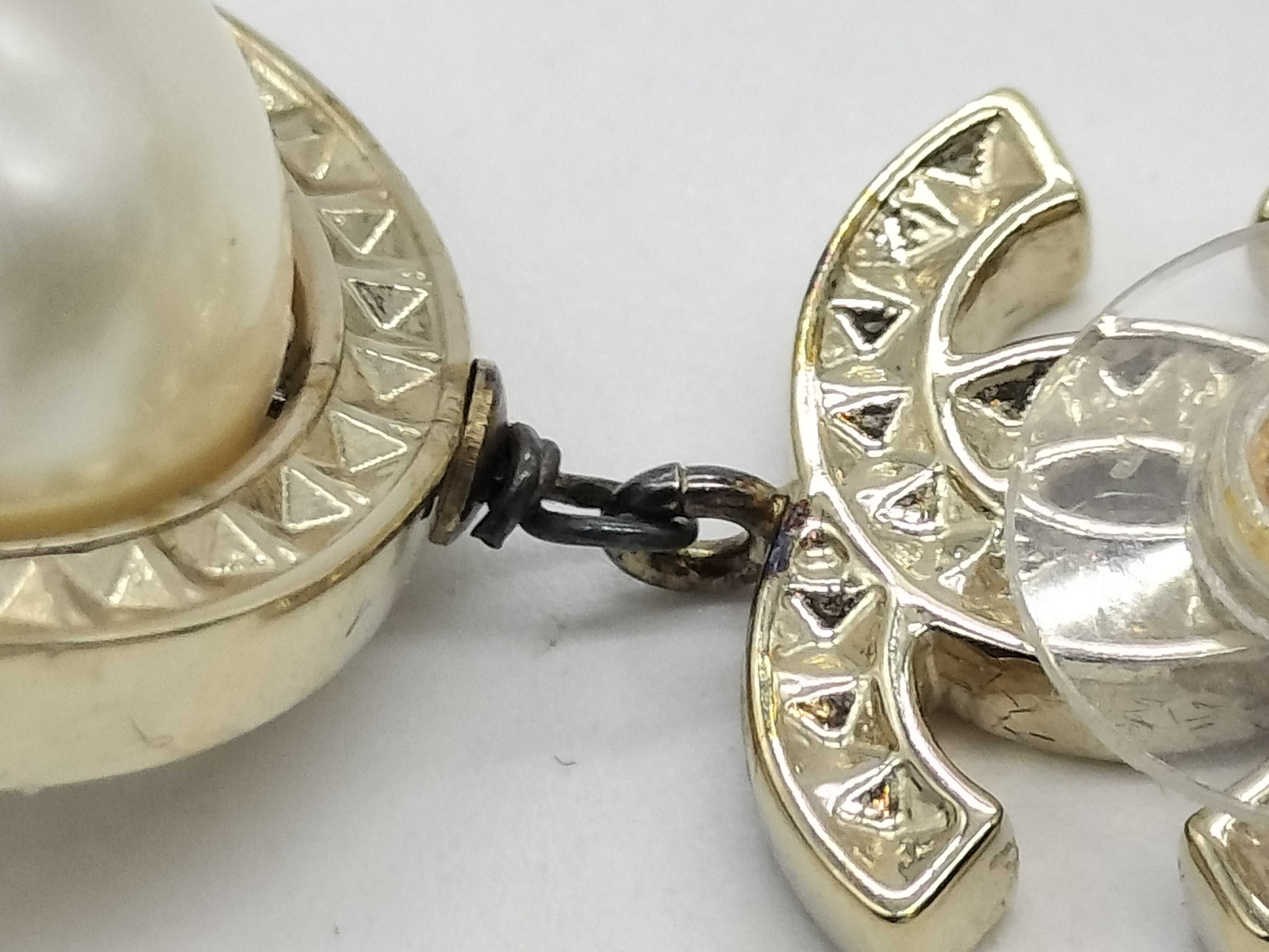 B18 B Coco Pearl Earrings — view 10