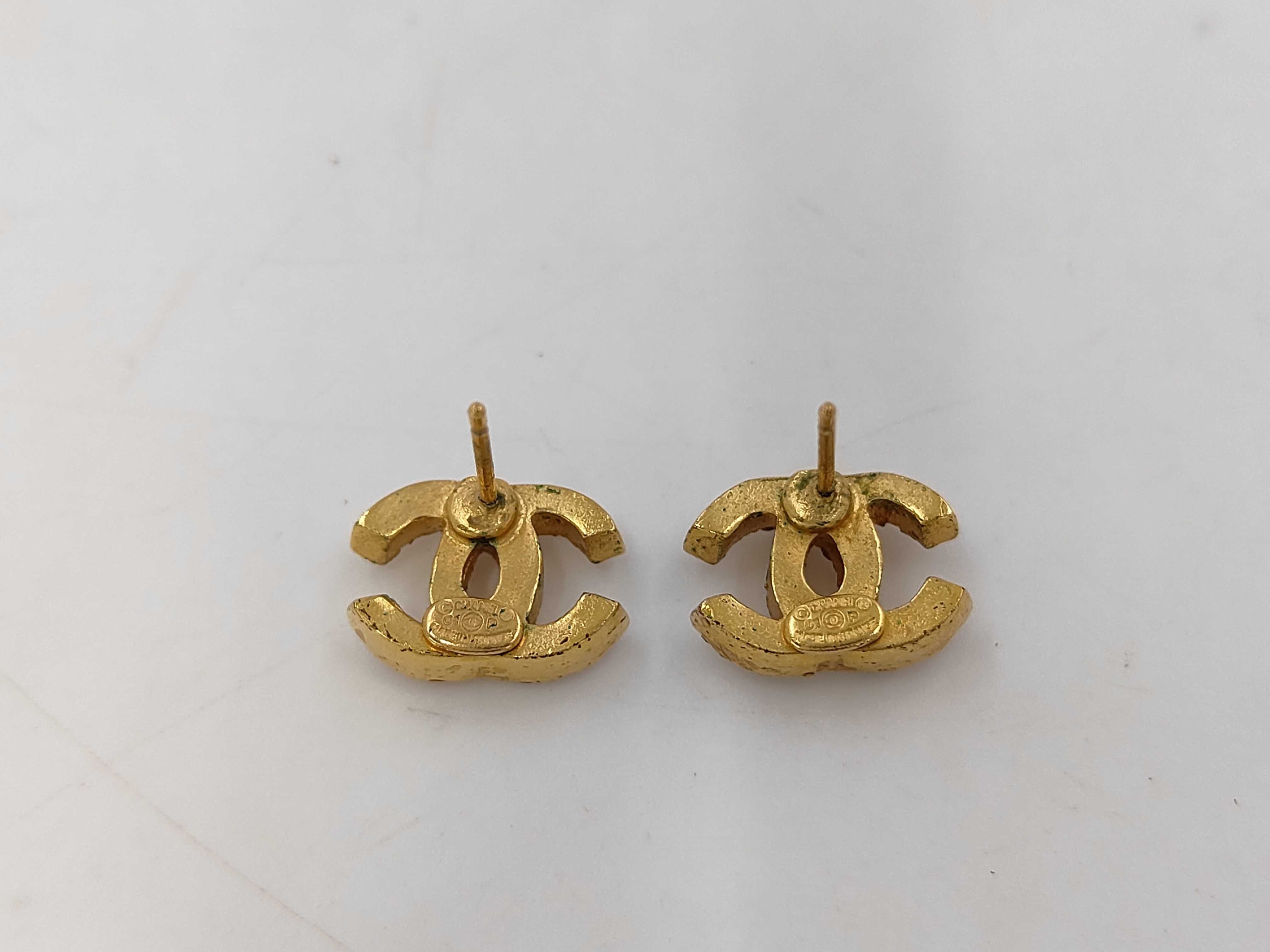 Coco mark earrings rhinestone gold color 01P *Stone drop earrings — view 2