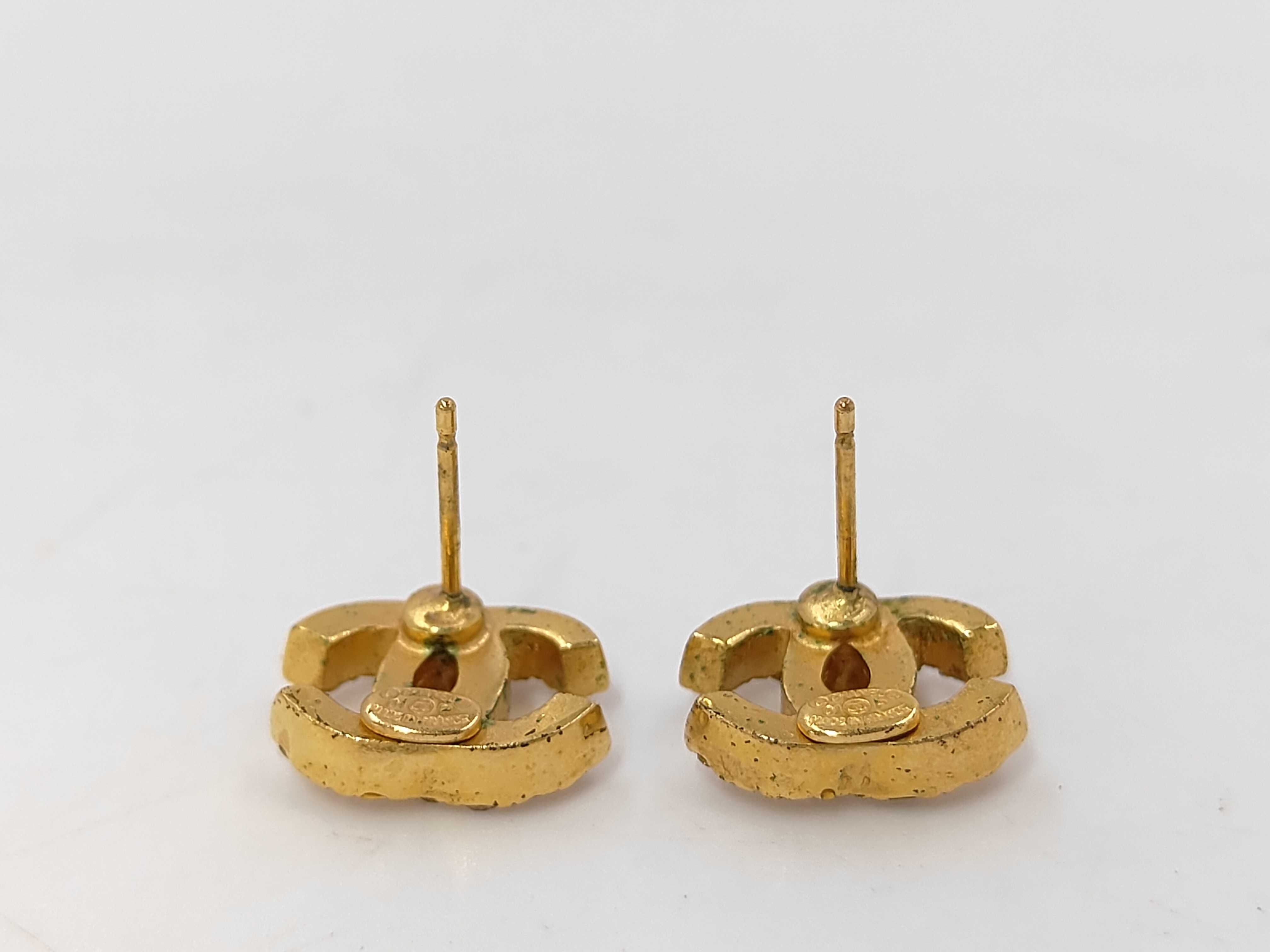 Coco mark earrings rhinestone gold color 01P *Stone drop earrings — view 3