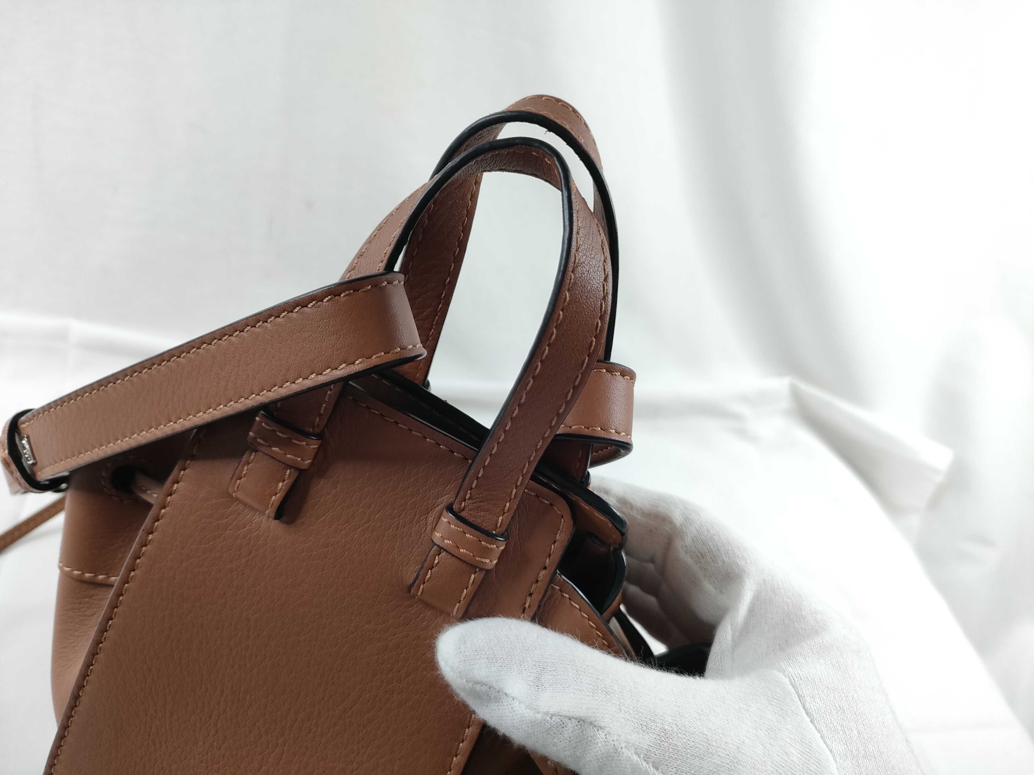 Hammock Drawstring Bag Mini Brown Handbag — view 6