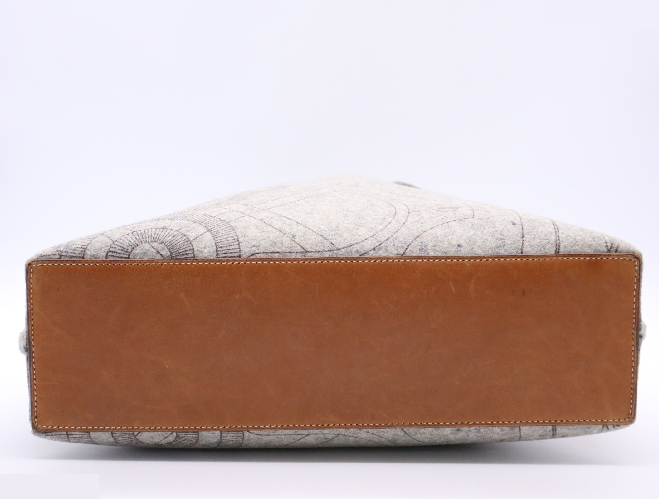 Felt x Leather Karimi MM, Gray, with Pouch, L Stamp, 2008 — view 4