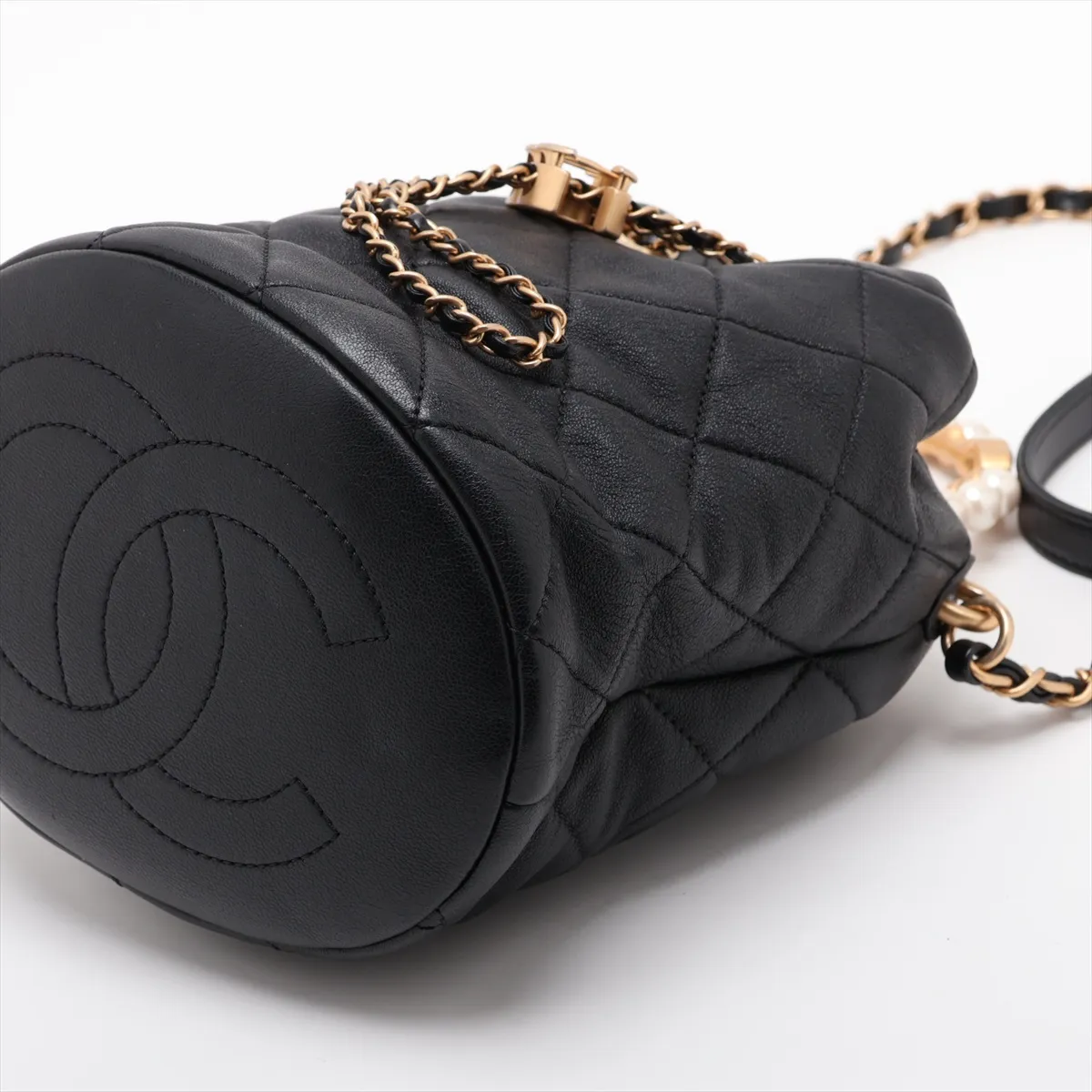 Matelassé Lambskin 2-Way Shoulder Bag with Pearl Drawstring, Black with Gold Hardware, G7L30JGC, Random Plate, AS2608 — view 3