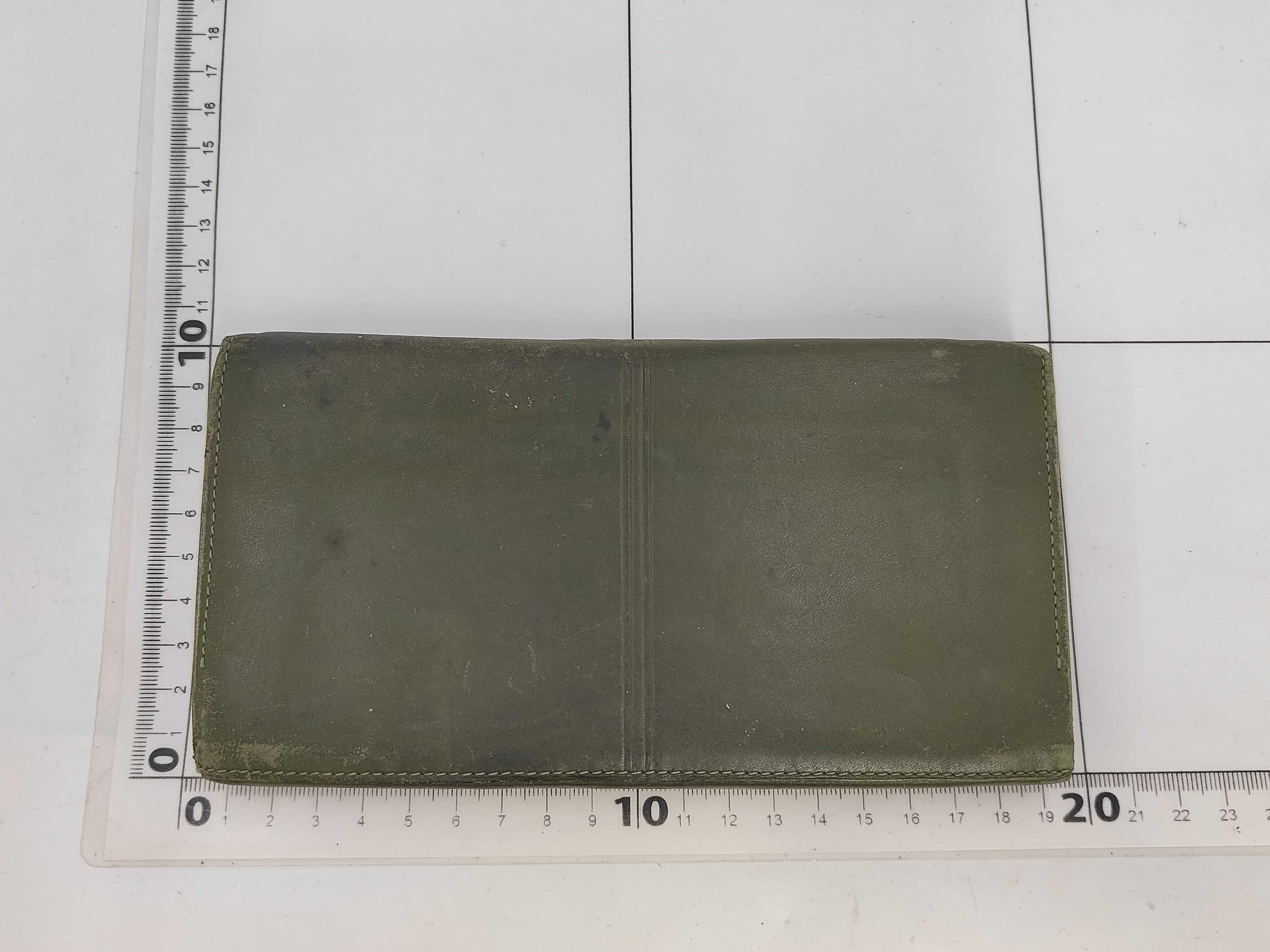 wallet — view 2
