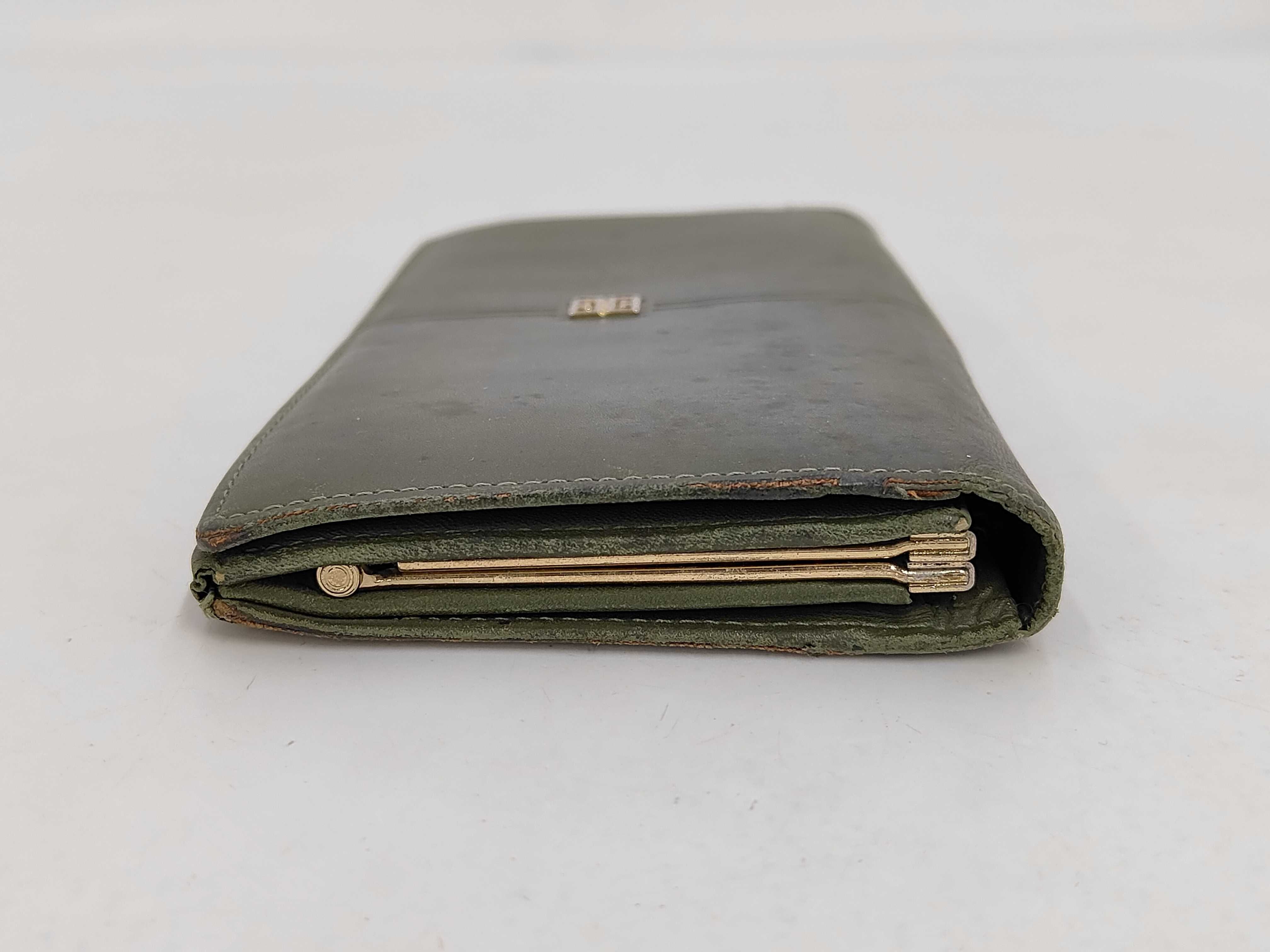 wallet — view 7
