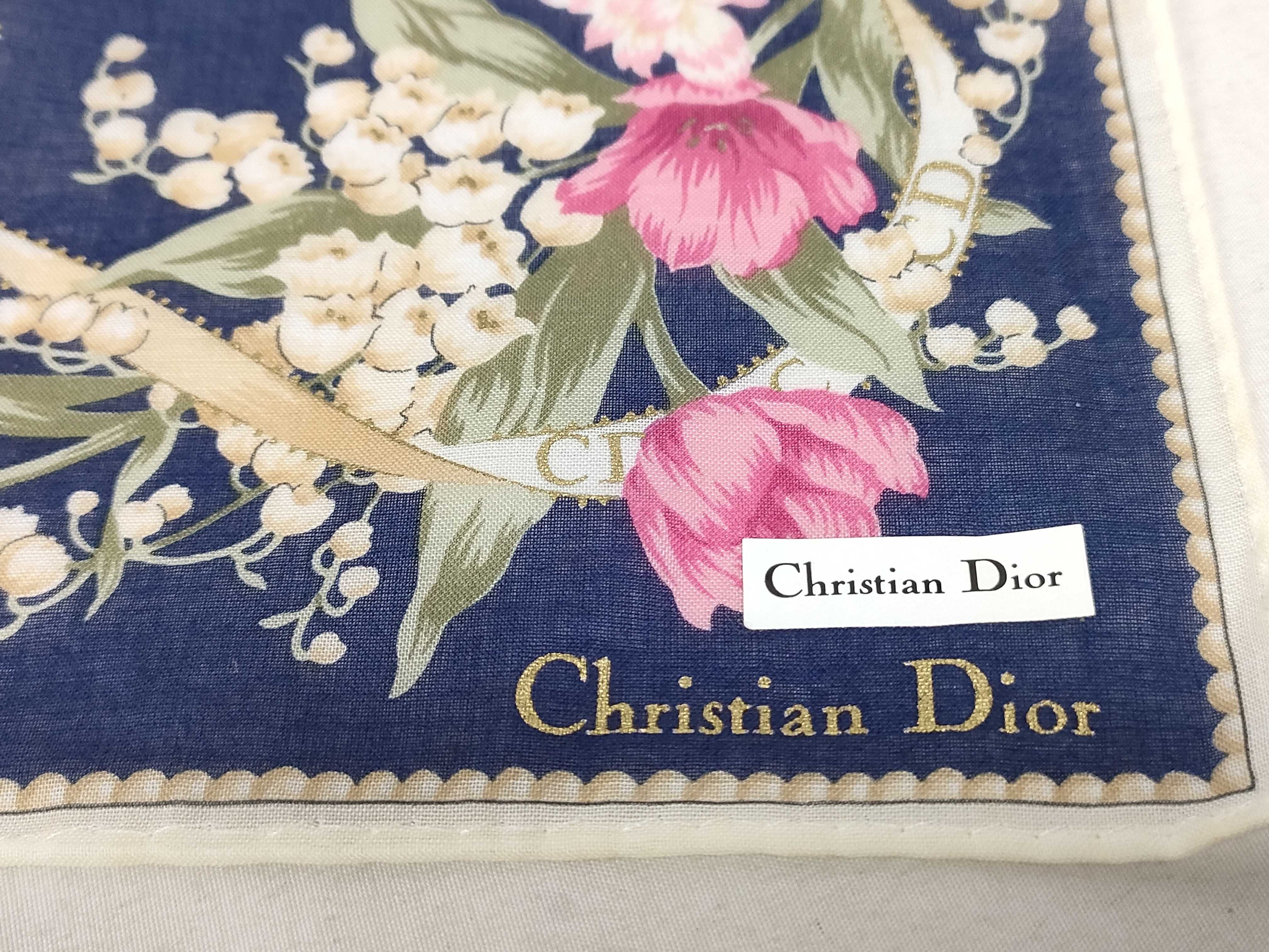 handkerchief scarf with sticker, emblem, ribbon, flower, and other accessories. — view 3