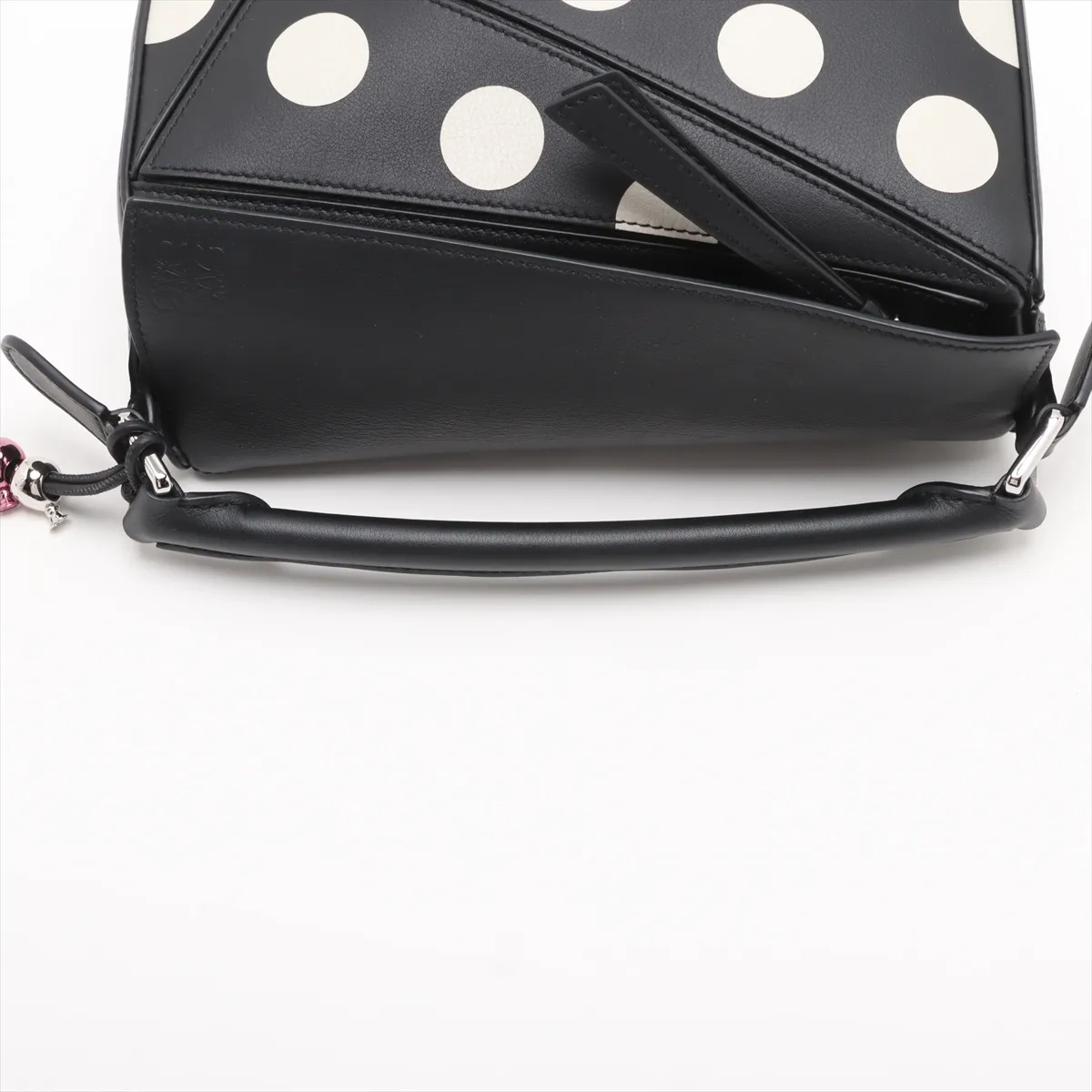 Puzzle 10 Puzzle Bag Small Leather 2WAY Shoulder Bag Black x White — view 5