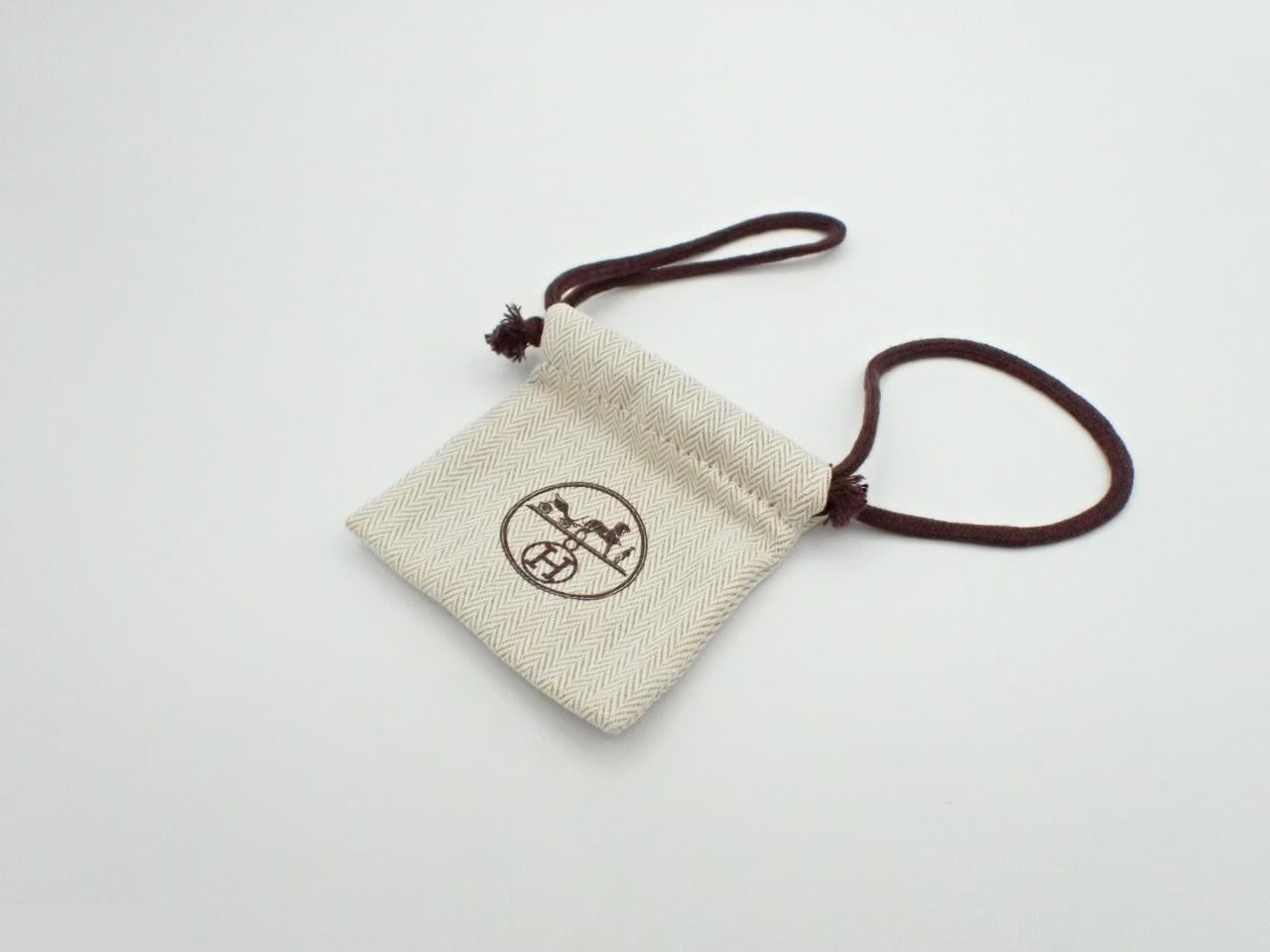 H logo ring, size #14.5 — view 4