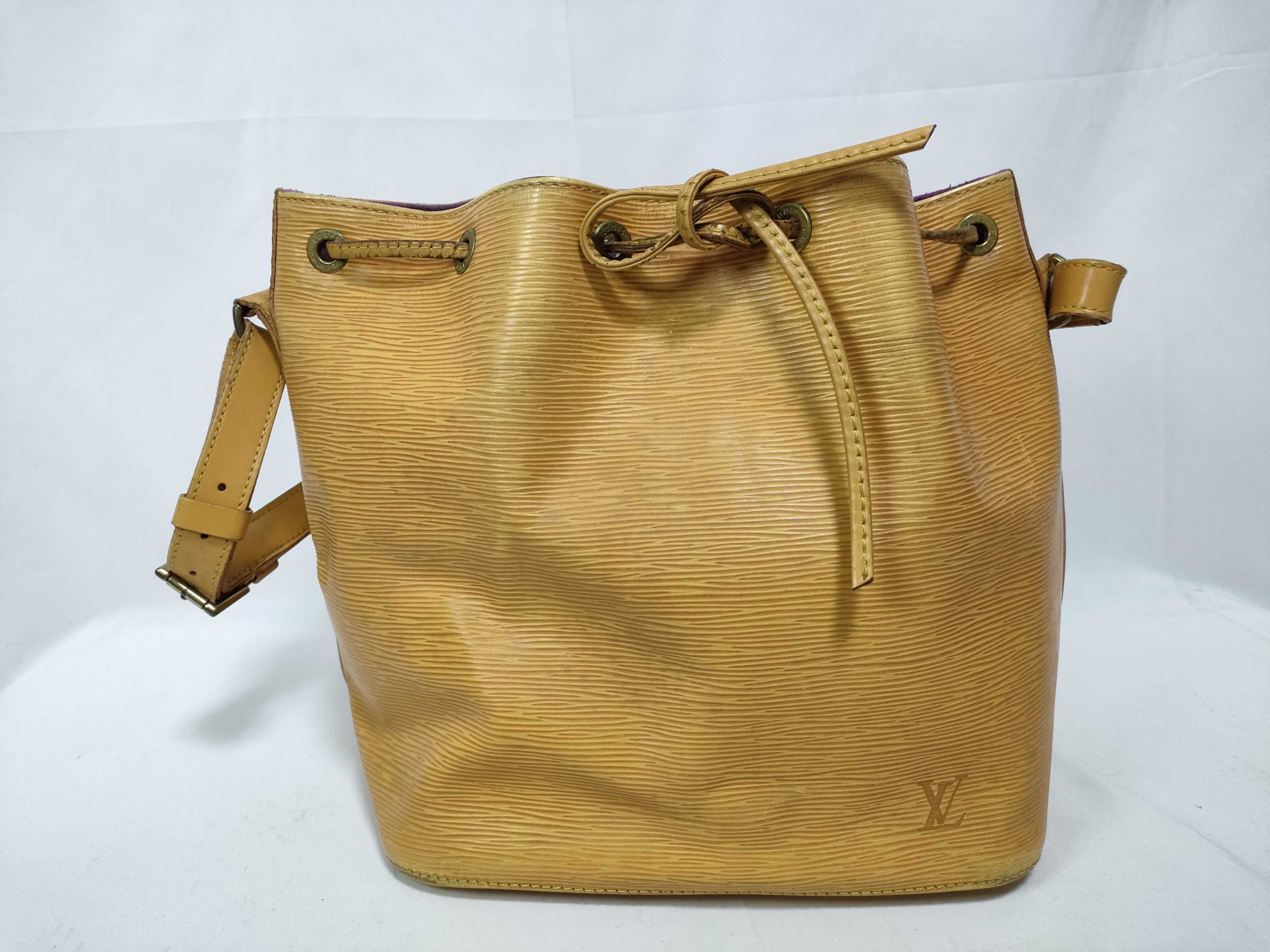 Epi Petit Noé Tassili Yellow M44009 AR0964 Shoulder Bag