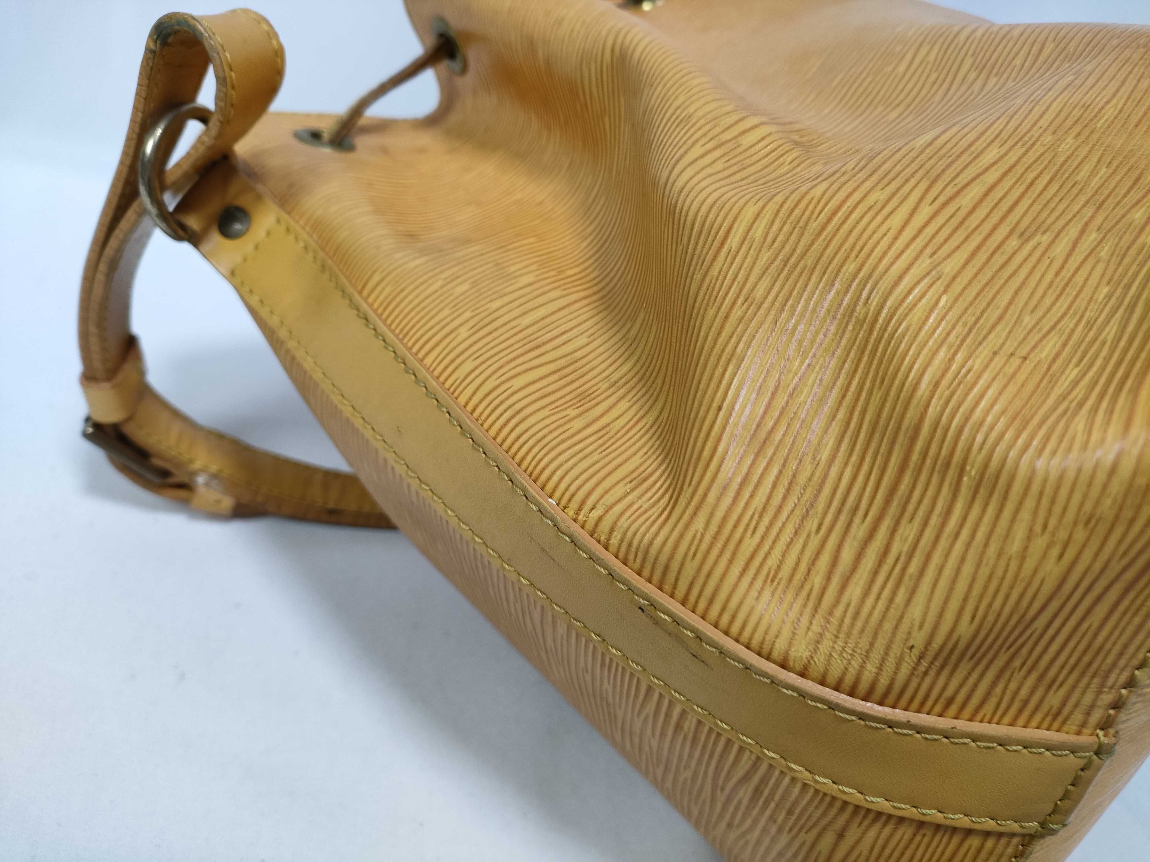 Epi Petit Noé Tassili Yellow M44009 AR0964 Shoulder Bag — view 8