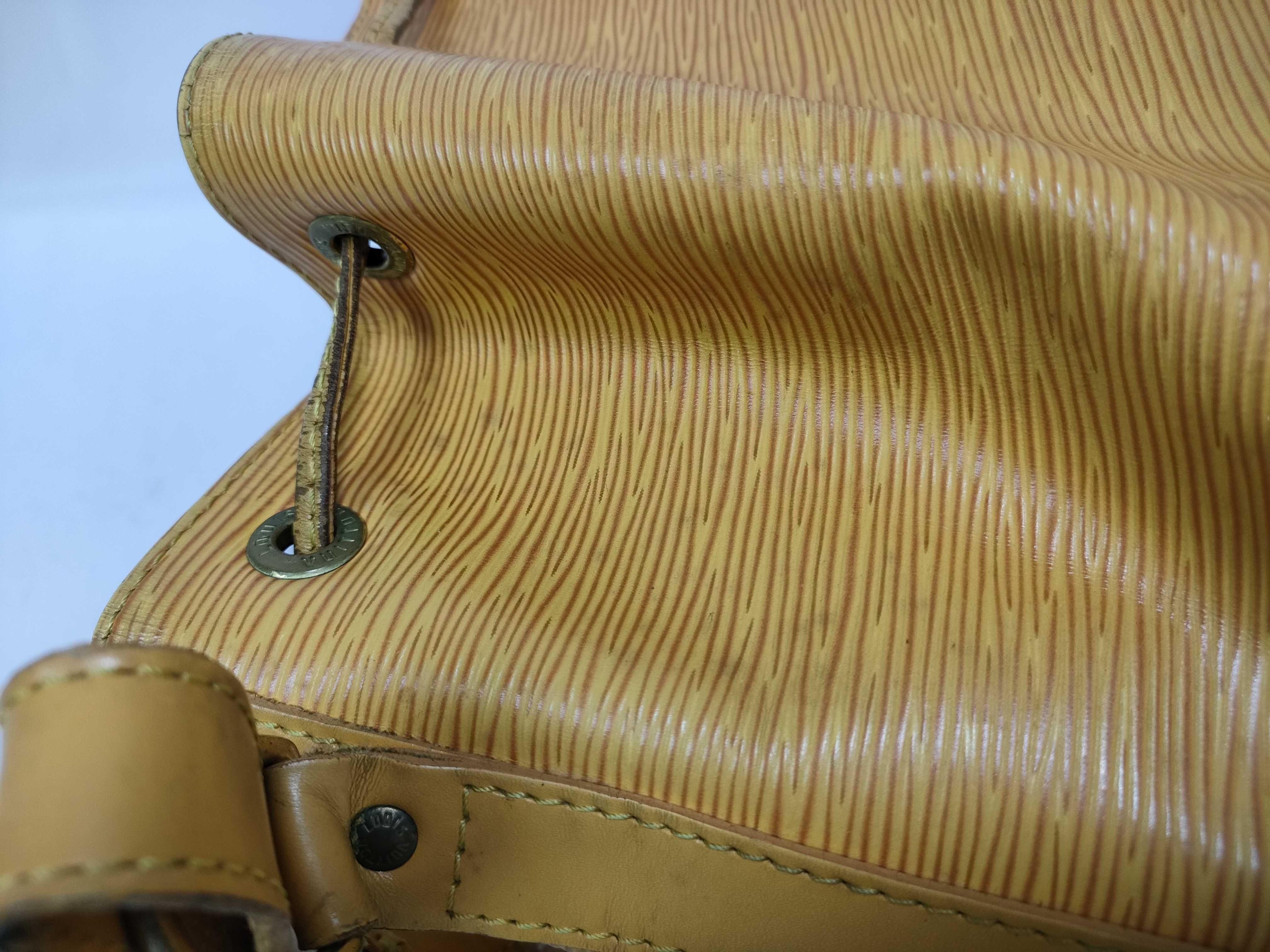 Epi Petit Noé Tassili Yellow M44009 AR0964 Shoulder Bag — view 9