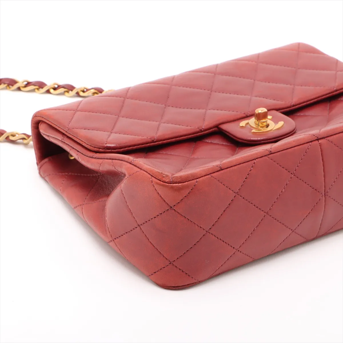 Matelasse Lambskin Single Flap Single Chain Bag Red Gold Hardware — view 4