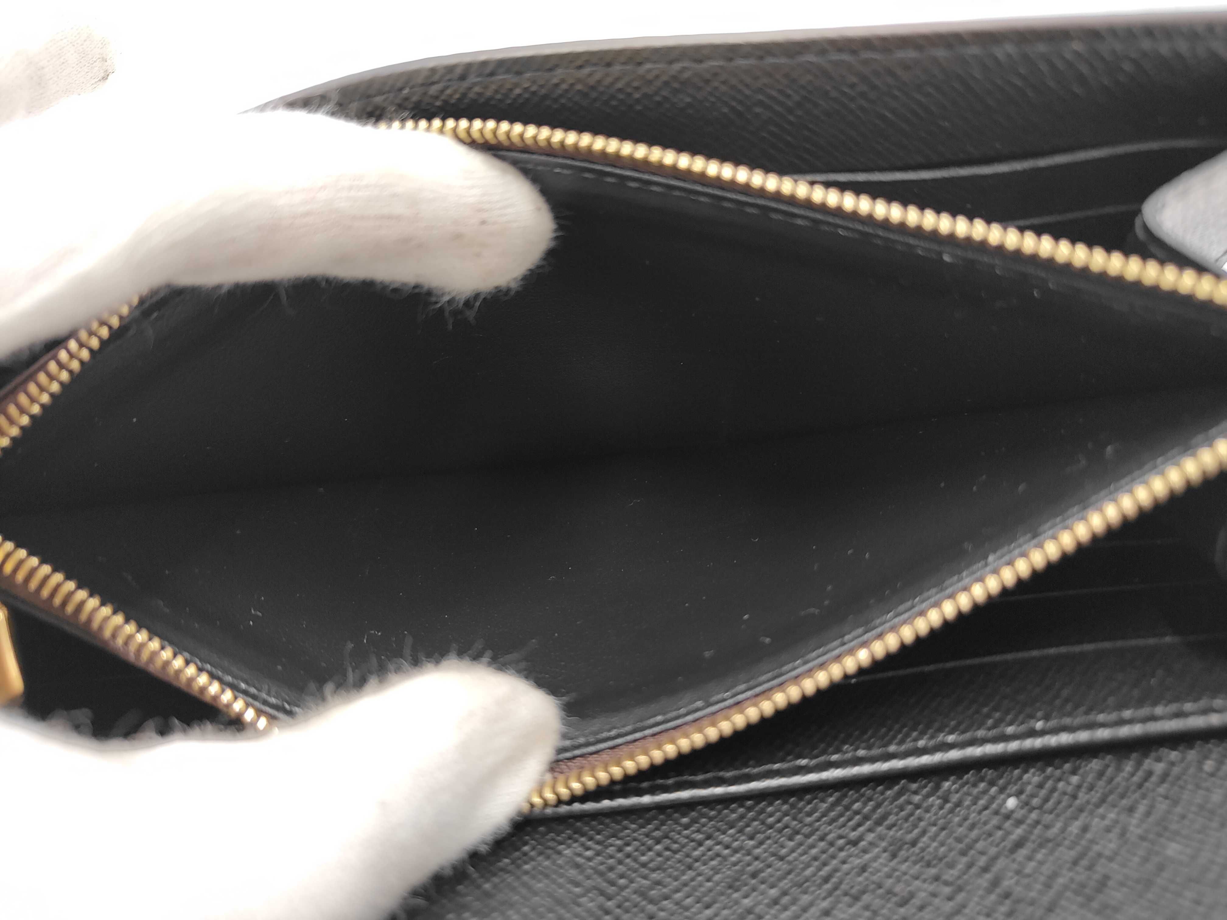 Monogram Louis Vuitton Giant Reverse Portefeuille Sarah IC Chip Wallet — view 11