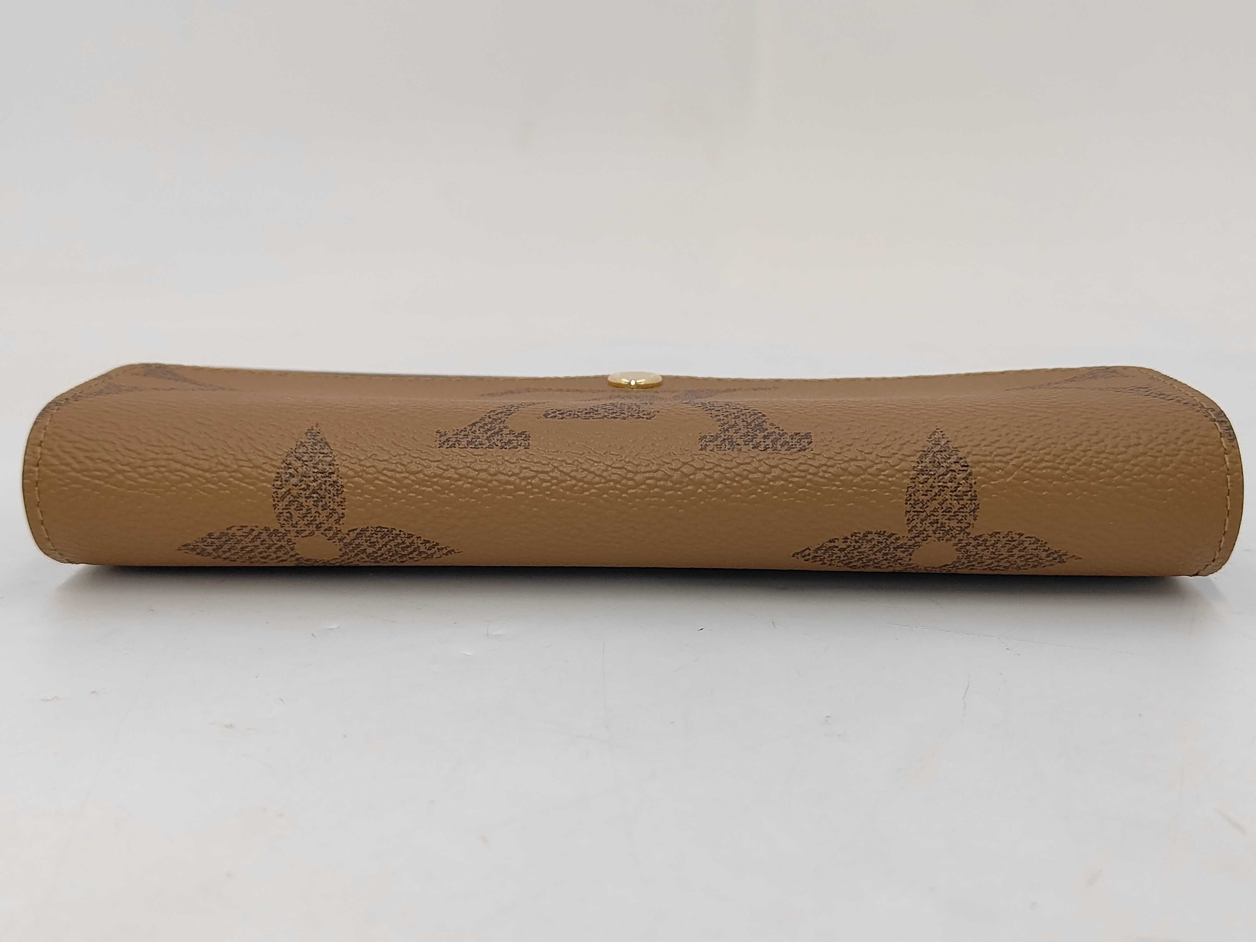 Monogram Louis Vuitton Giant Reverse Portefeuille Sarah IC Chip Wallet — view 5
