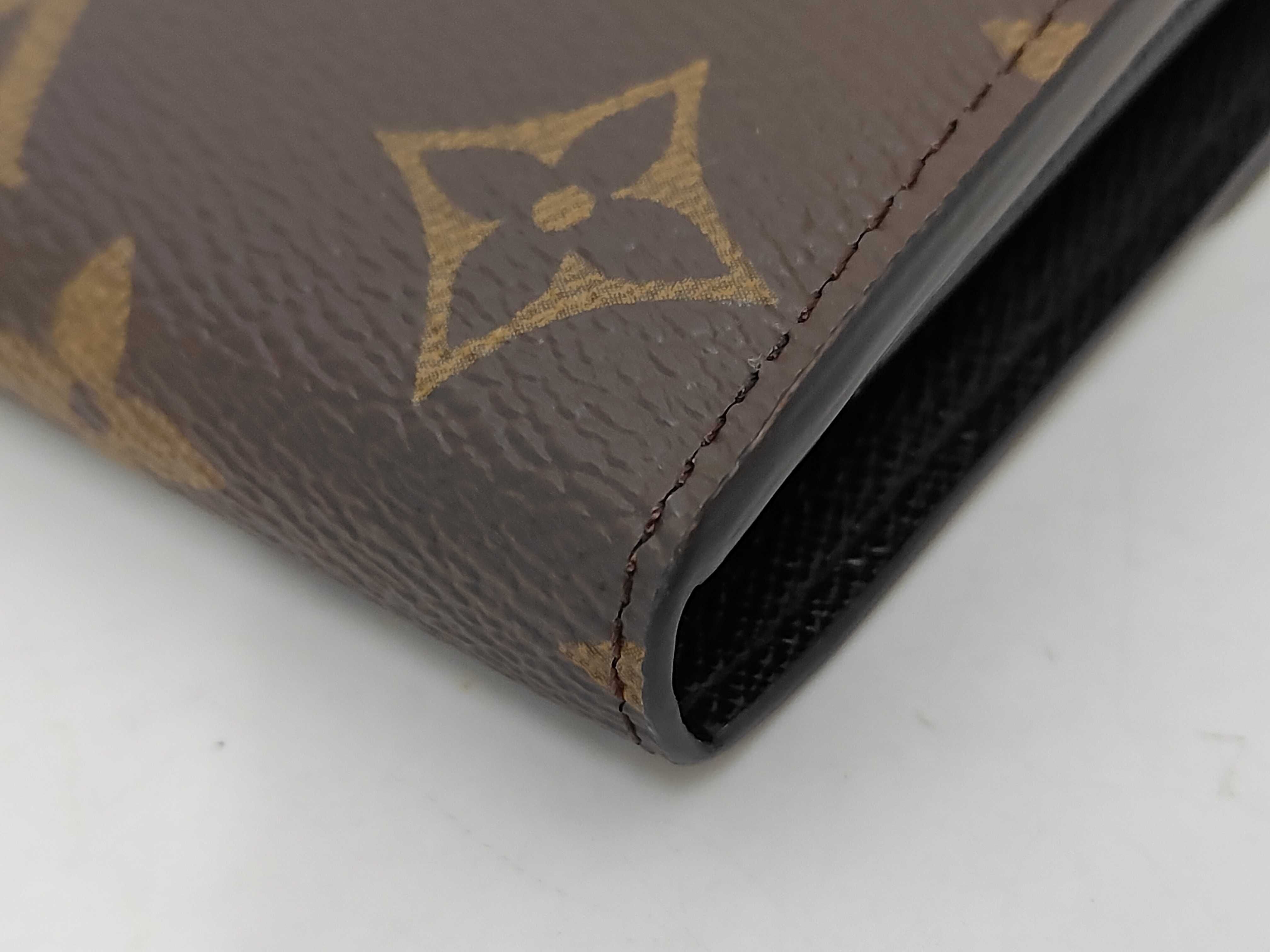 Monogram Louis Vuitton Giant Reverse Portefeuille Sarah IC Chip Wallet — view 7