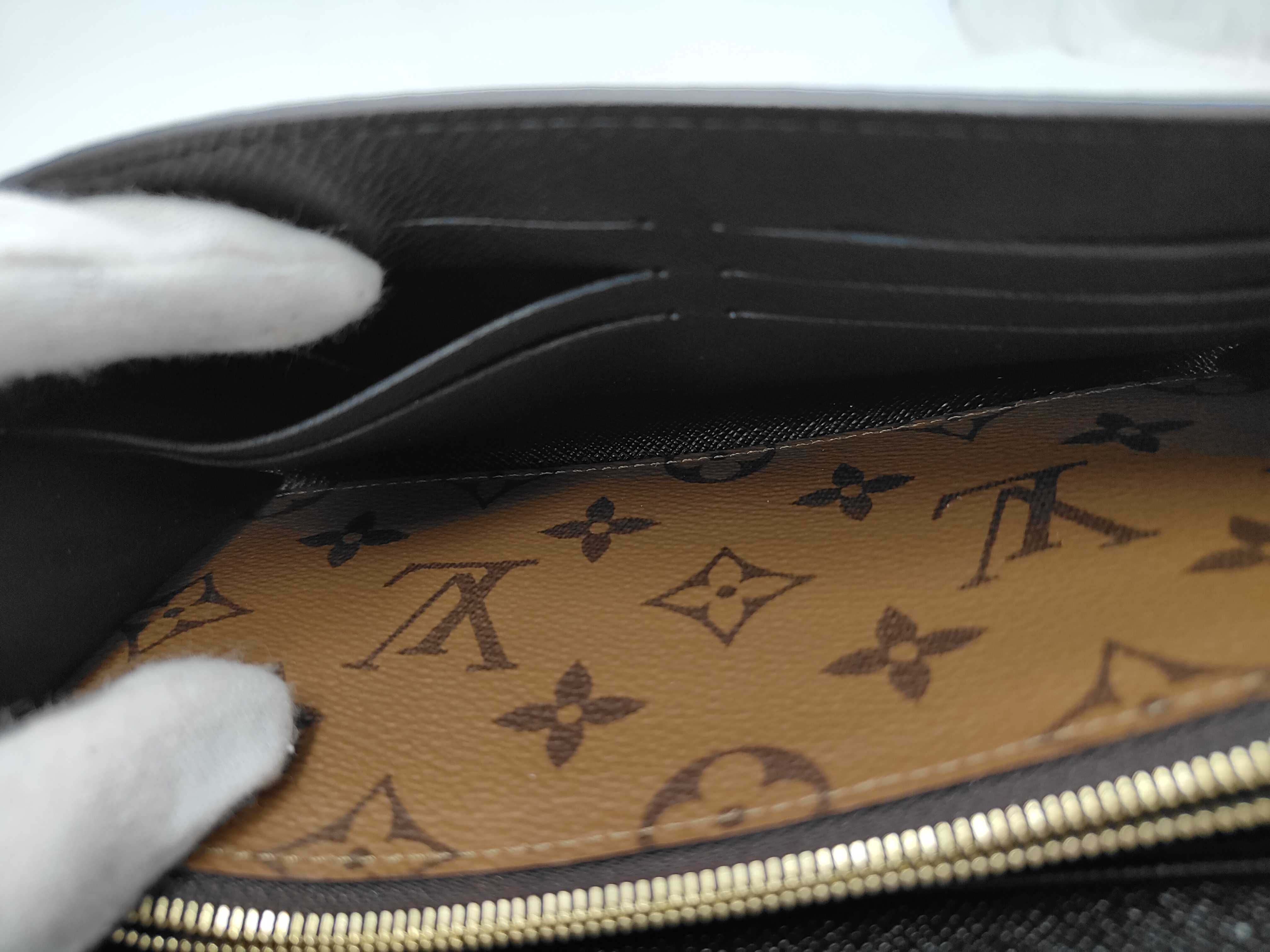 Monogram Louis Vuitton Giant Reverse Portefeuille Sarah IC Chip Wallet — view 10