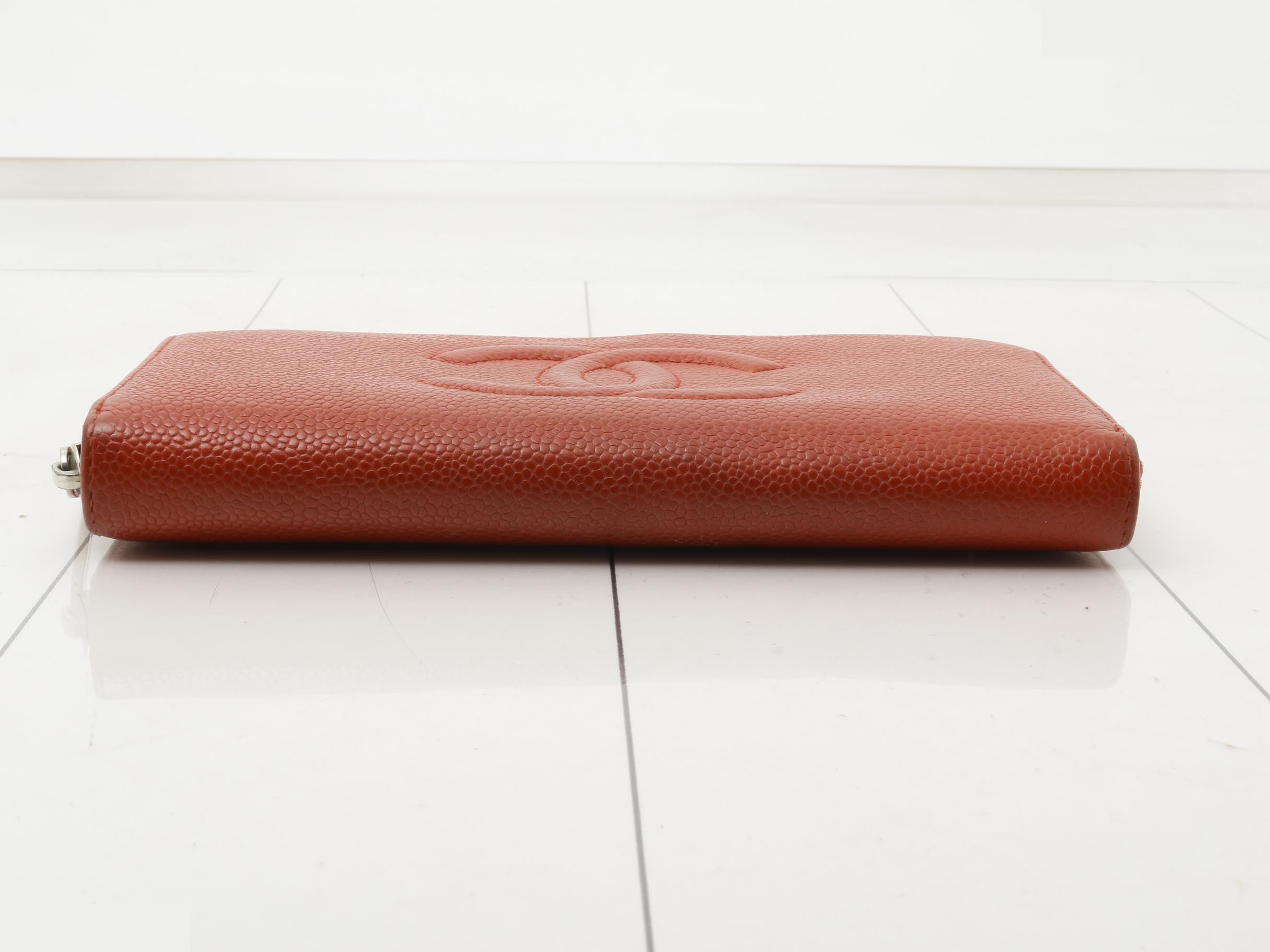 Round zipper long wallet, item number 22 — view 3