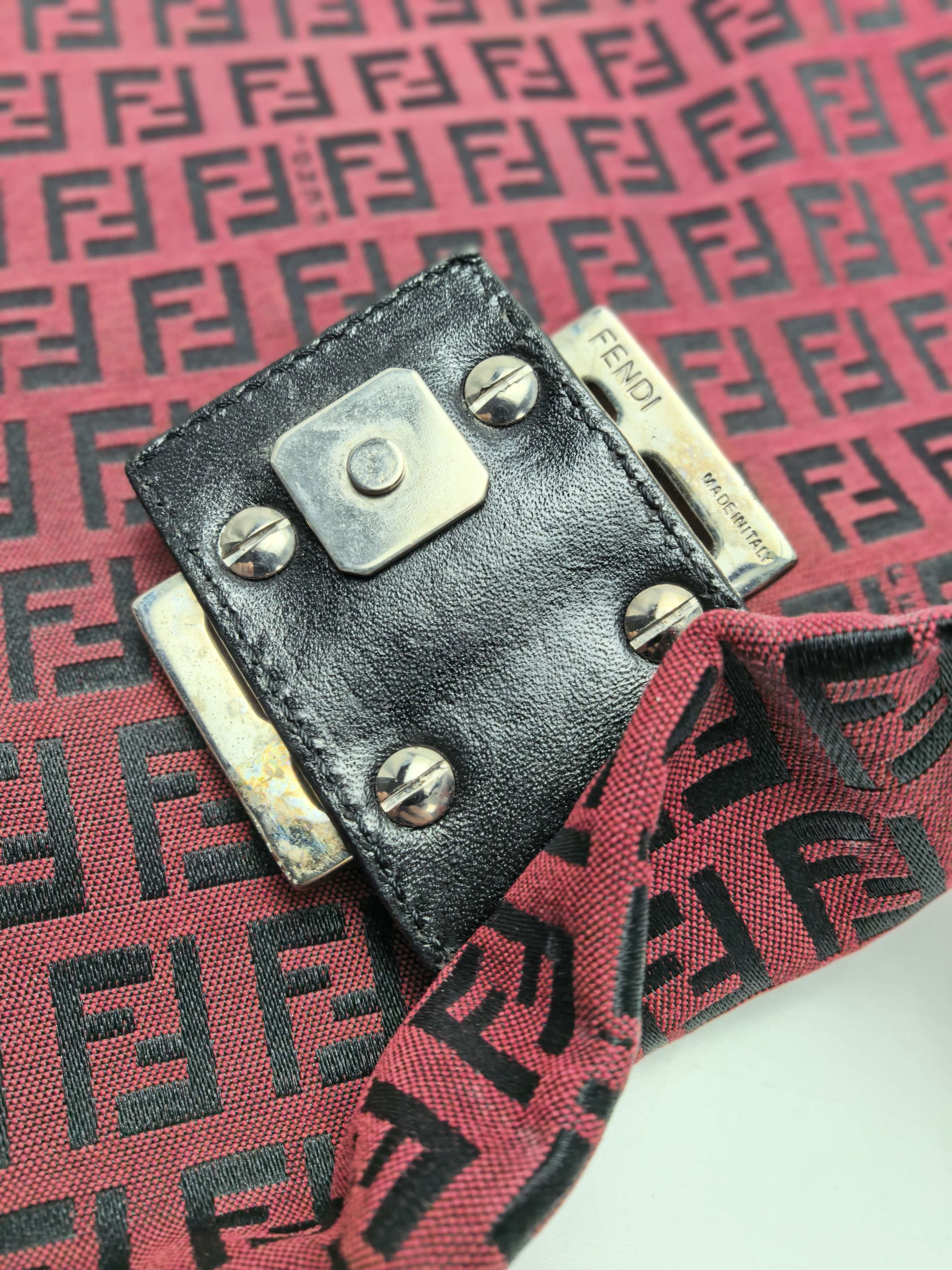 【*Shipped from: China*】FENDI Baguette Canvas Handbag — view 15