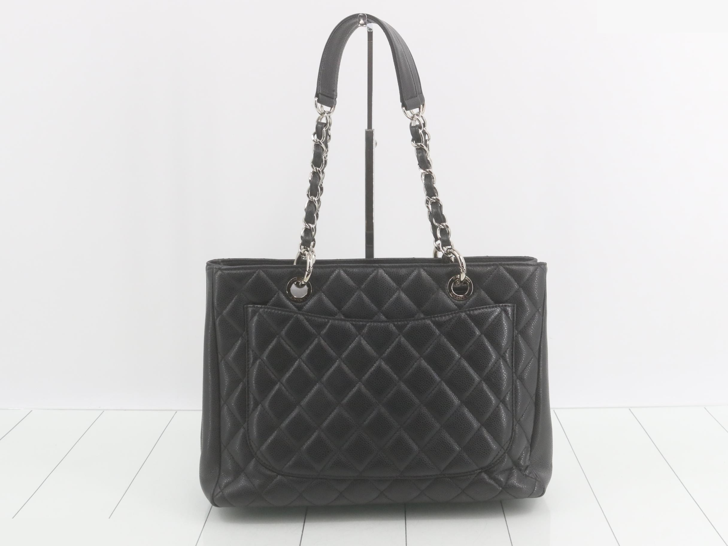GST Caviar Skin Chain Handbag, Black — view 2