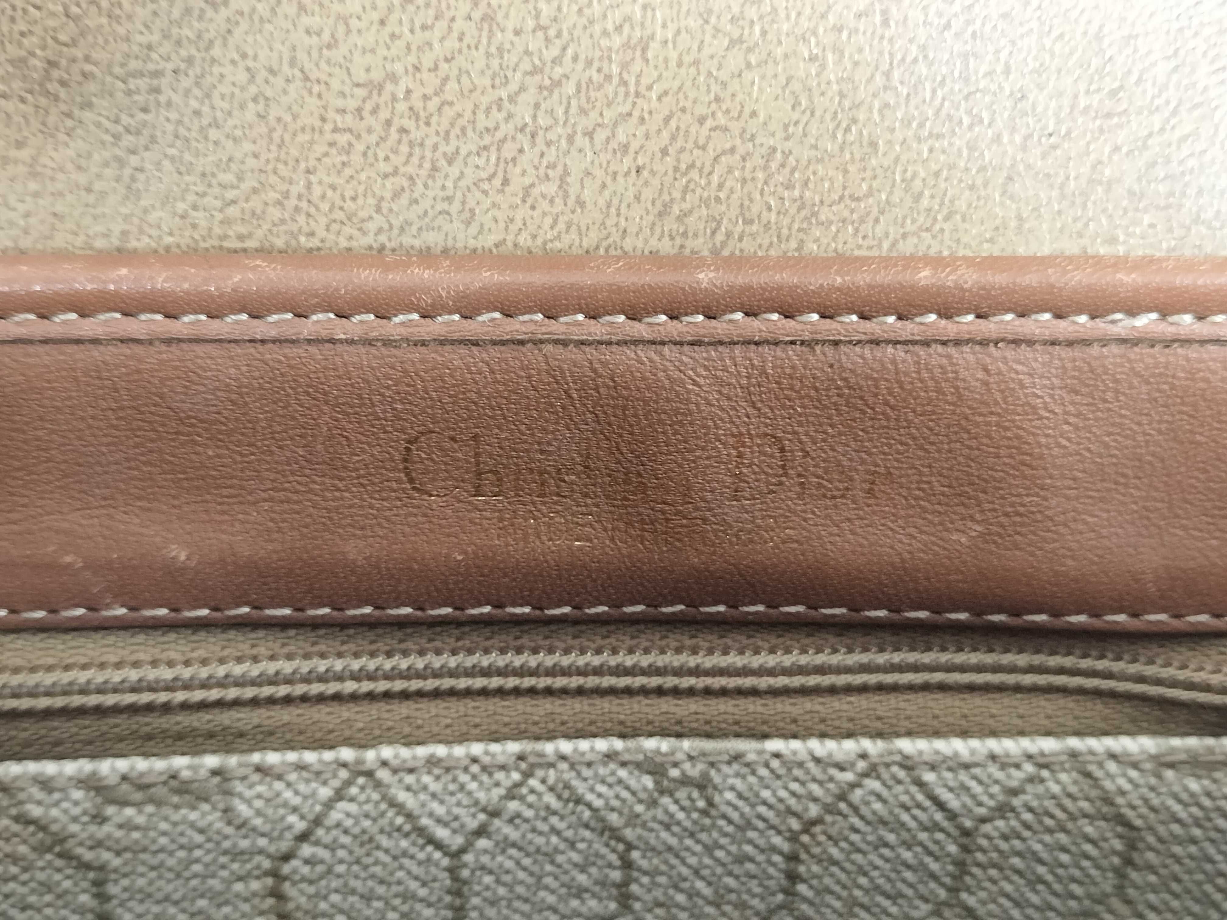 Honeycomb PVC Shoulder Bag — view 11
