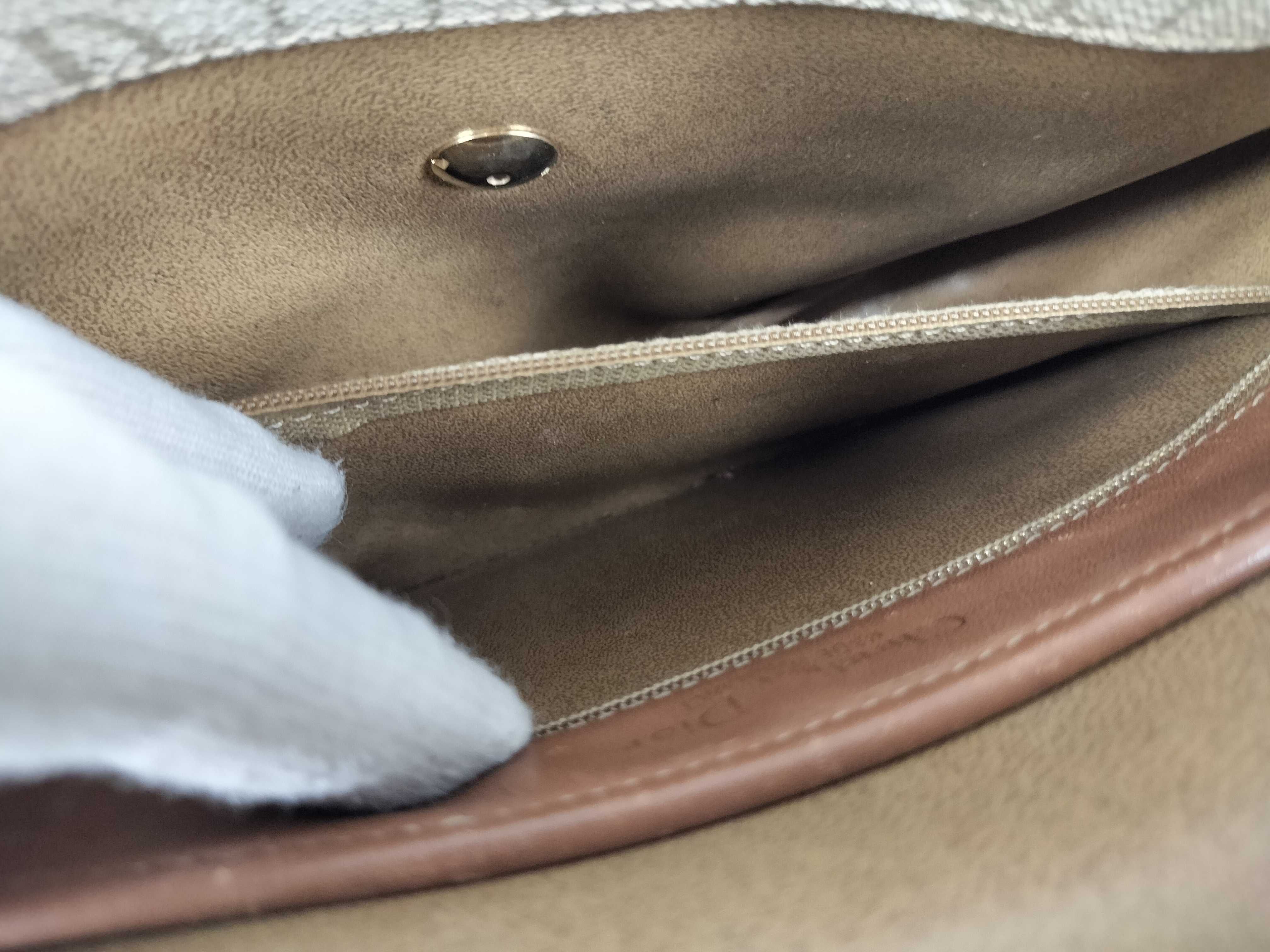 Honeycomb PVC Shoulder Bag — view 13