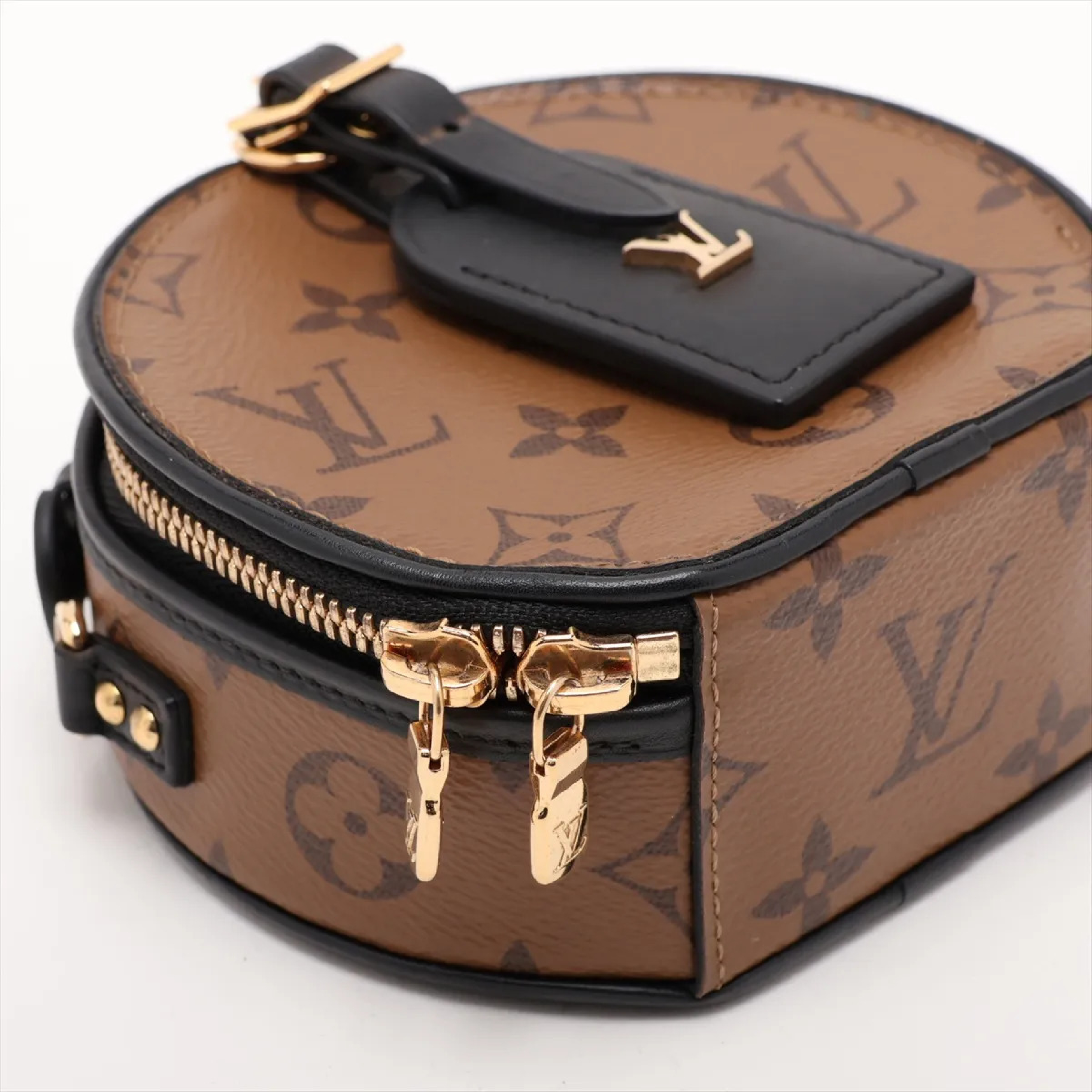 Monogram Reverse Boite Chapeau M68276 RFID detected shoulder bag — view 3