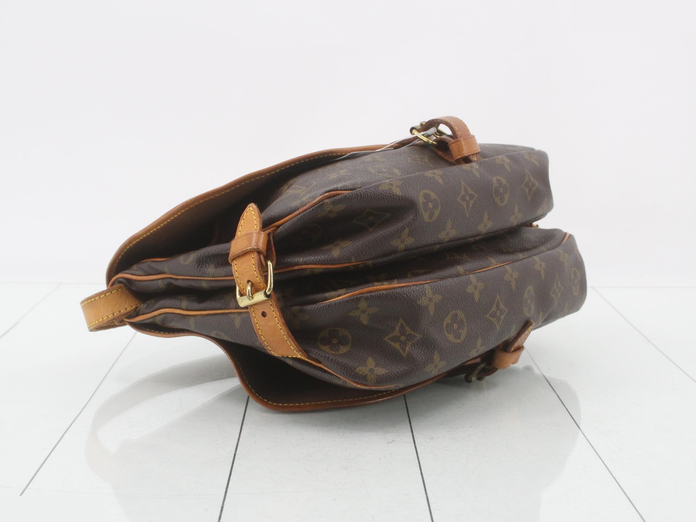 Saumur Shoulder Bag — view 5