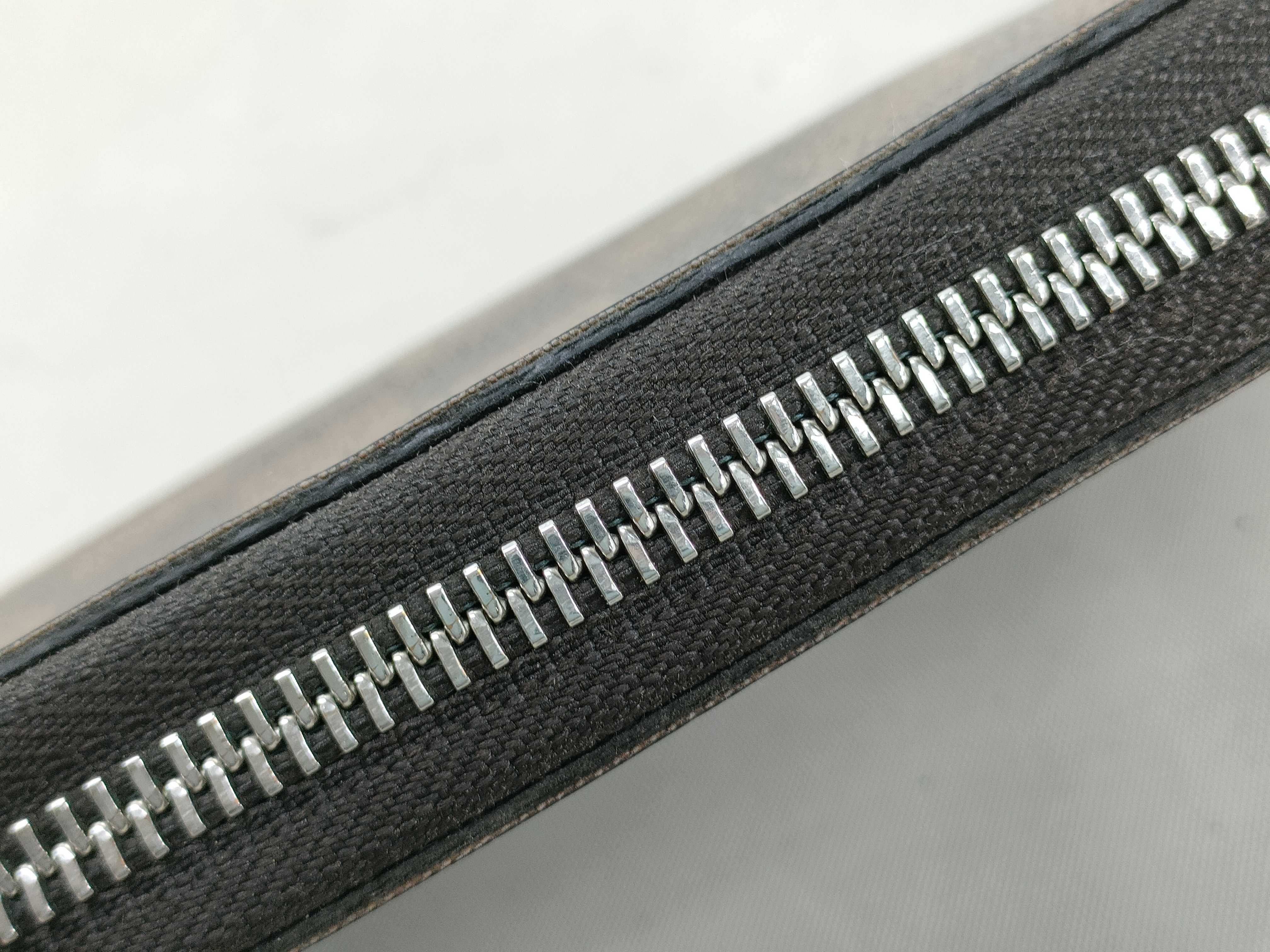 Damier Zippy Wallet Vertical — view 7