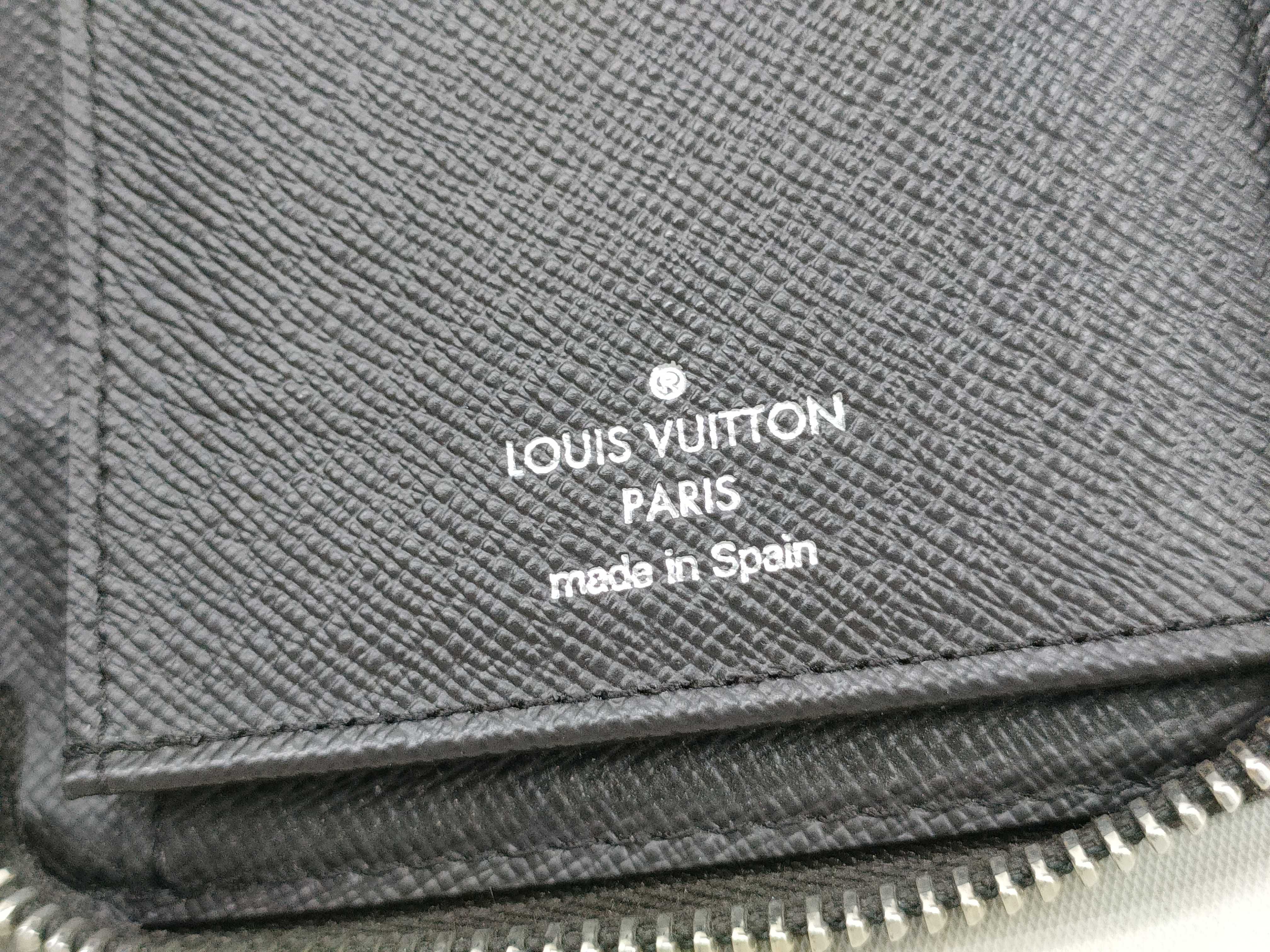 Damier Zippy Wallet Vertical — view 9