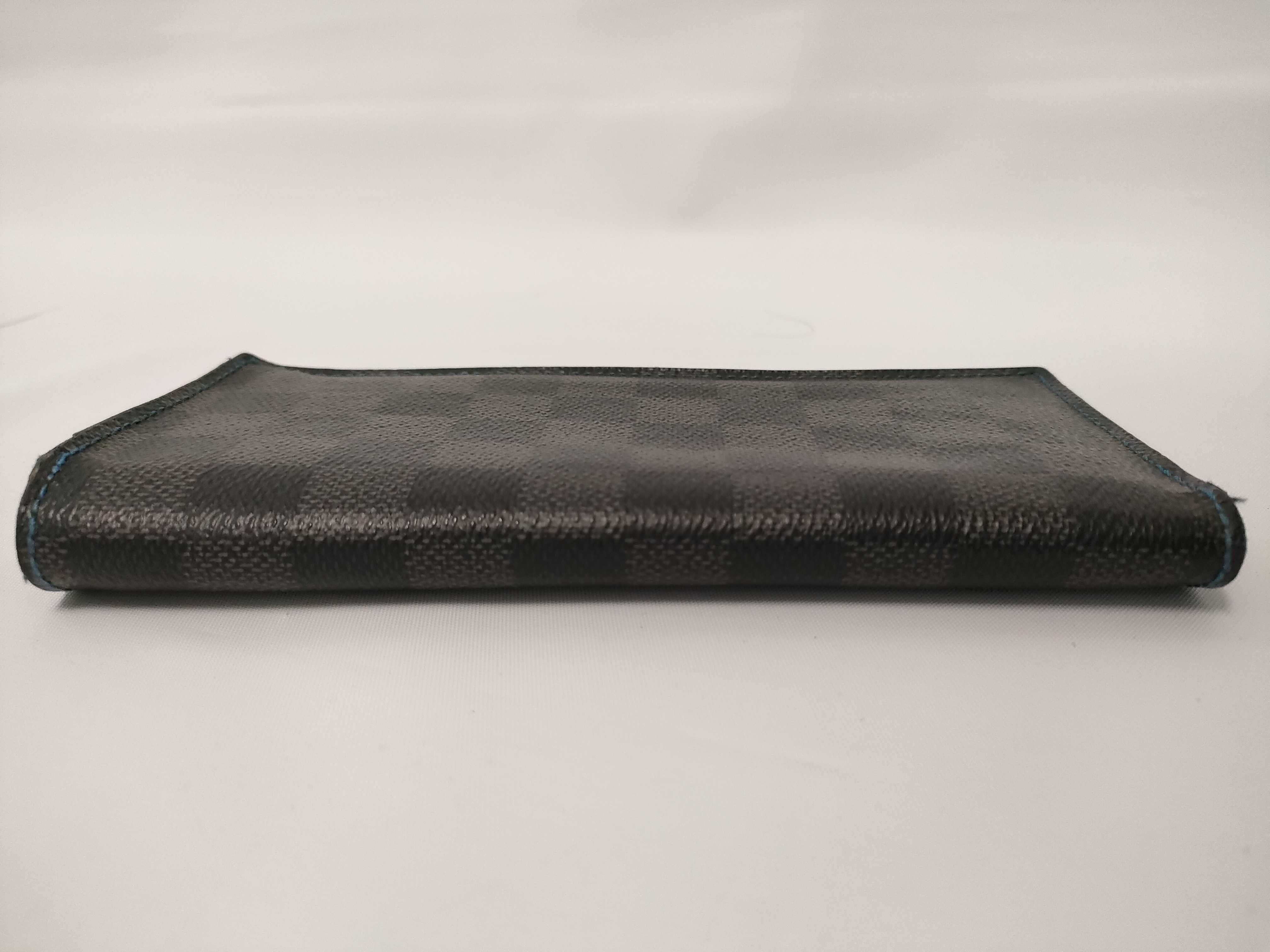 Damier Graphite Louis Vuitton N64030 Wallet — view 5