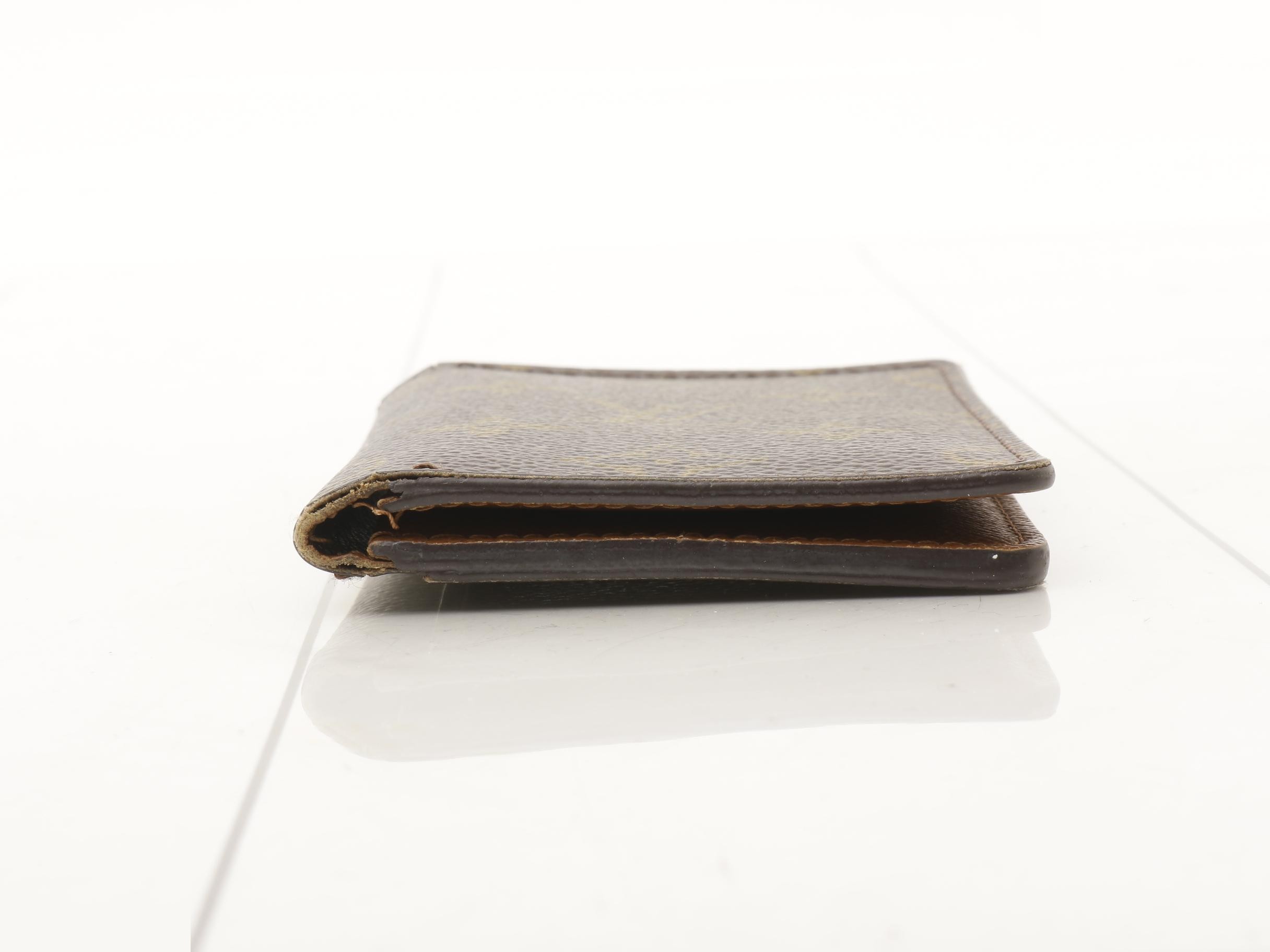 M66541 Porte Carte Pass Vertical Card Case Monogram — view 3