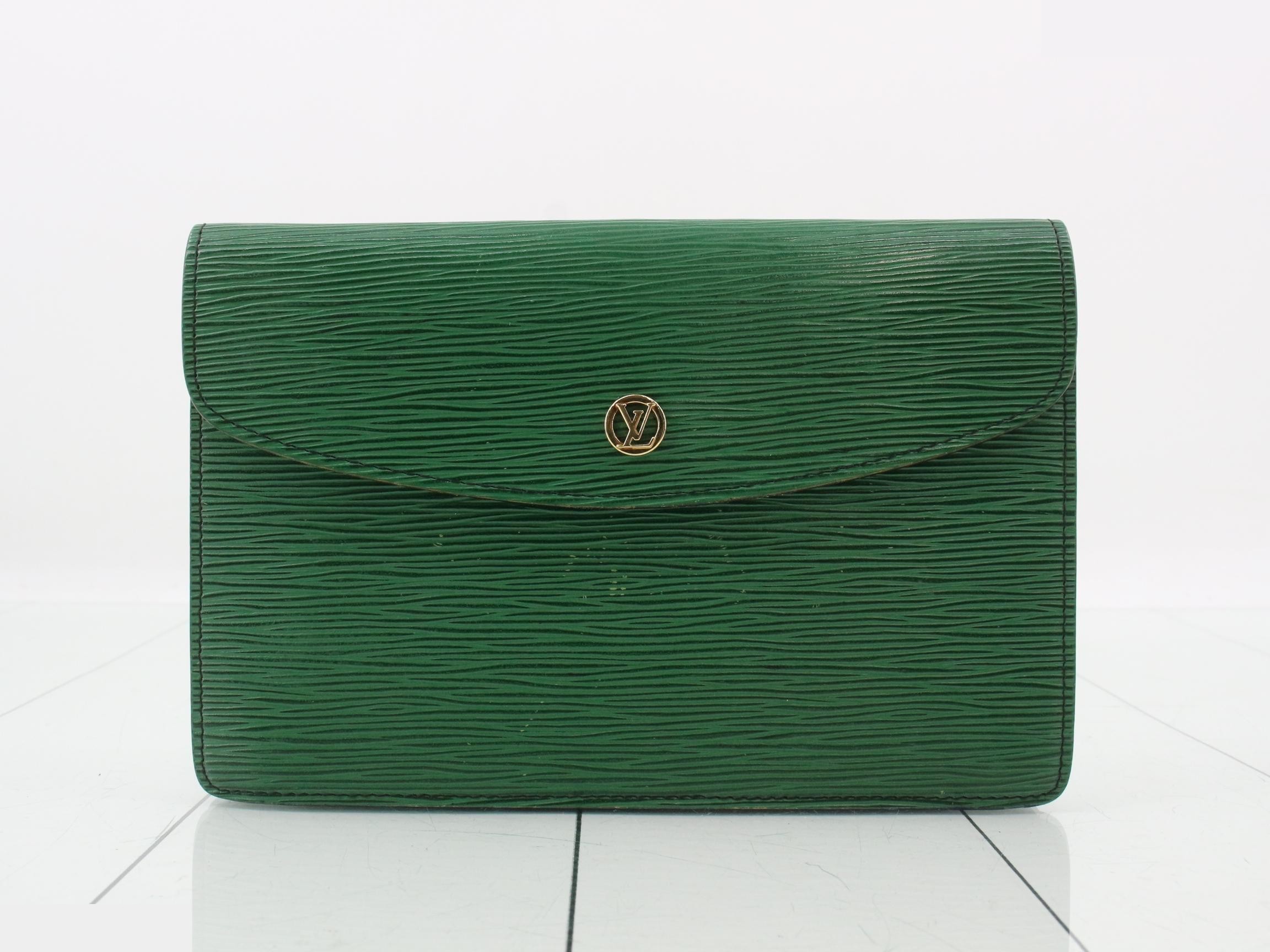 Montaigne 27 Borneo Green
