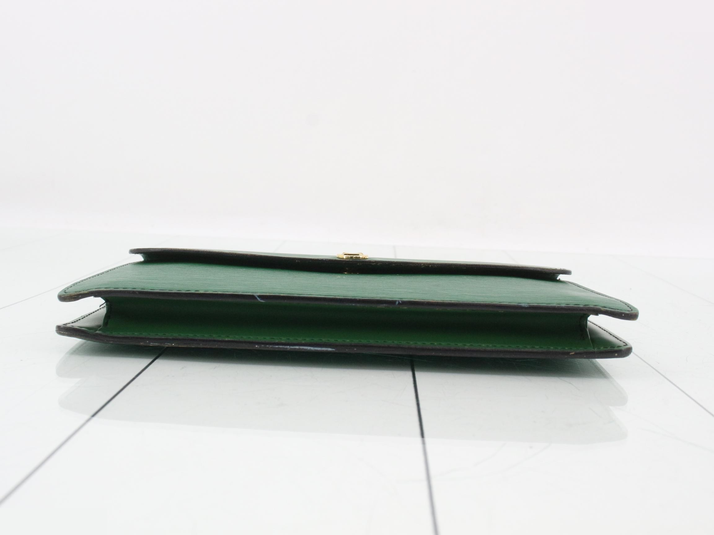 Montaigne 27 Borneo Green — view 3