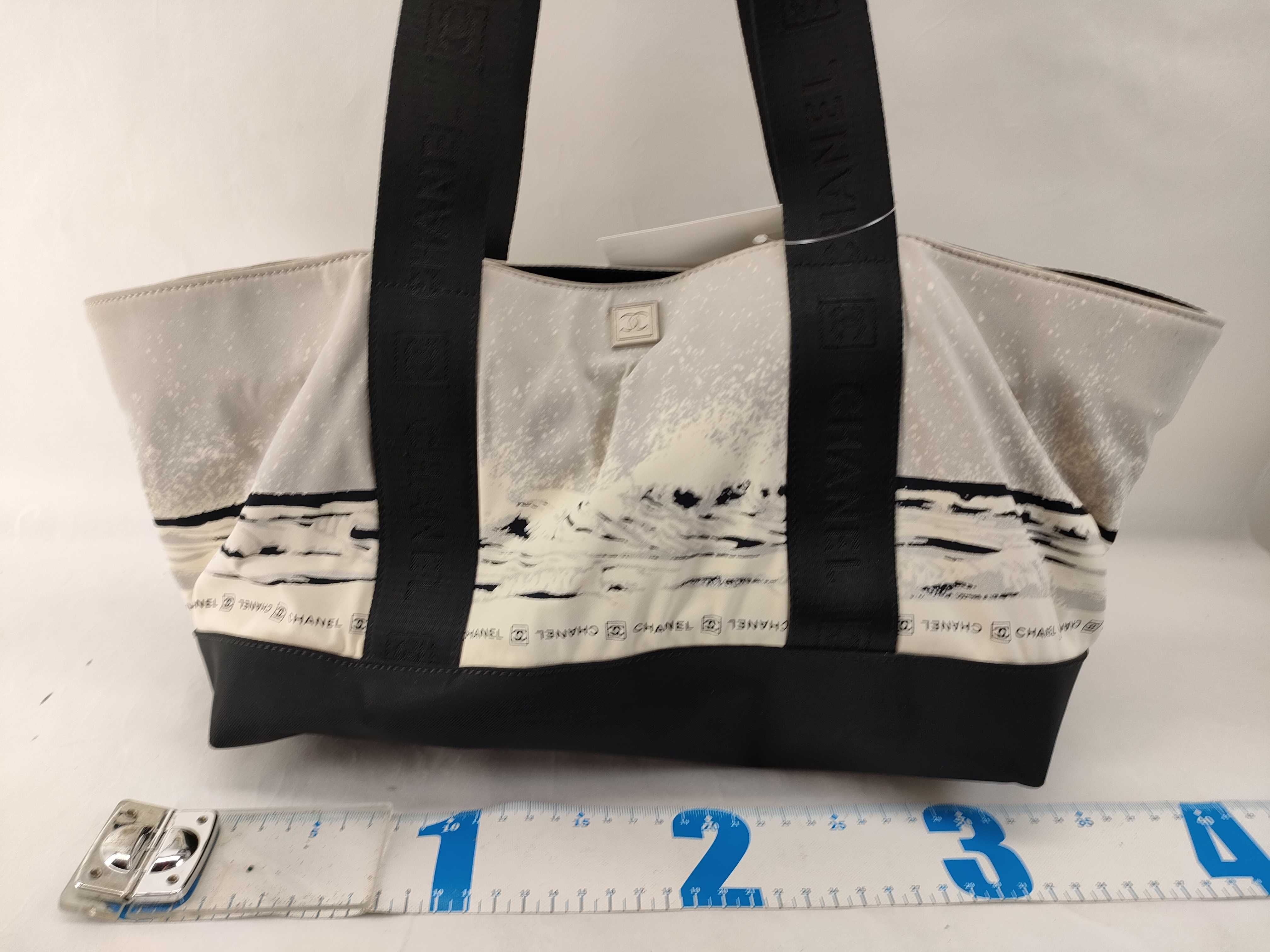 Sport High Summer Tote Bag — view 2
